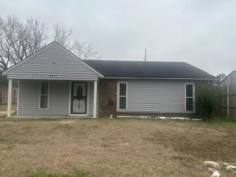 Photo of 2777 GRUBER DR, Memphis, TN 38127 (MLS # 10220160)
