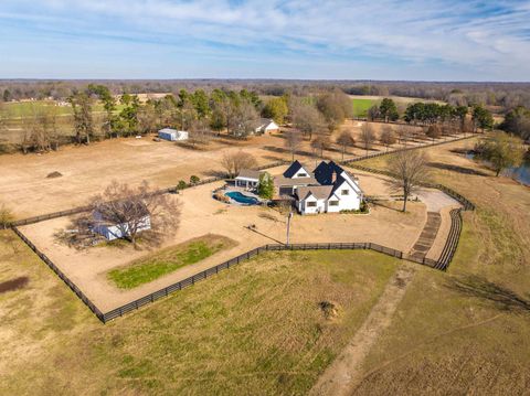 Photo of 6085 YUM YUM RD, Somerville, TN 38068 (MLS # 10211559)
