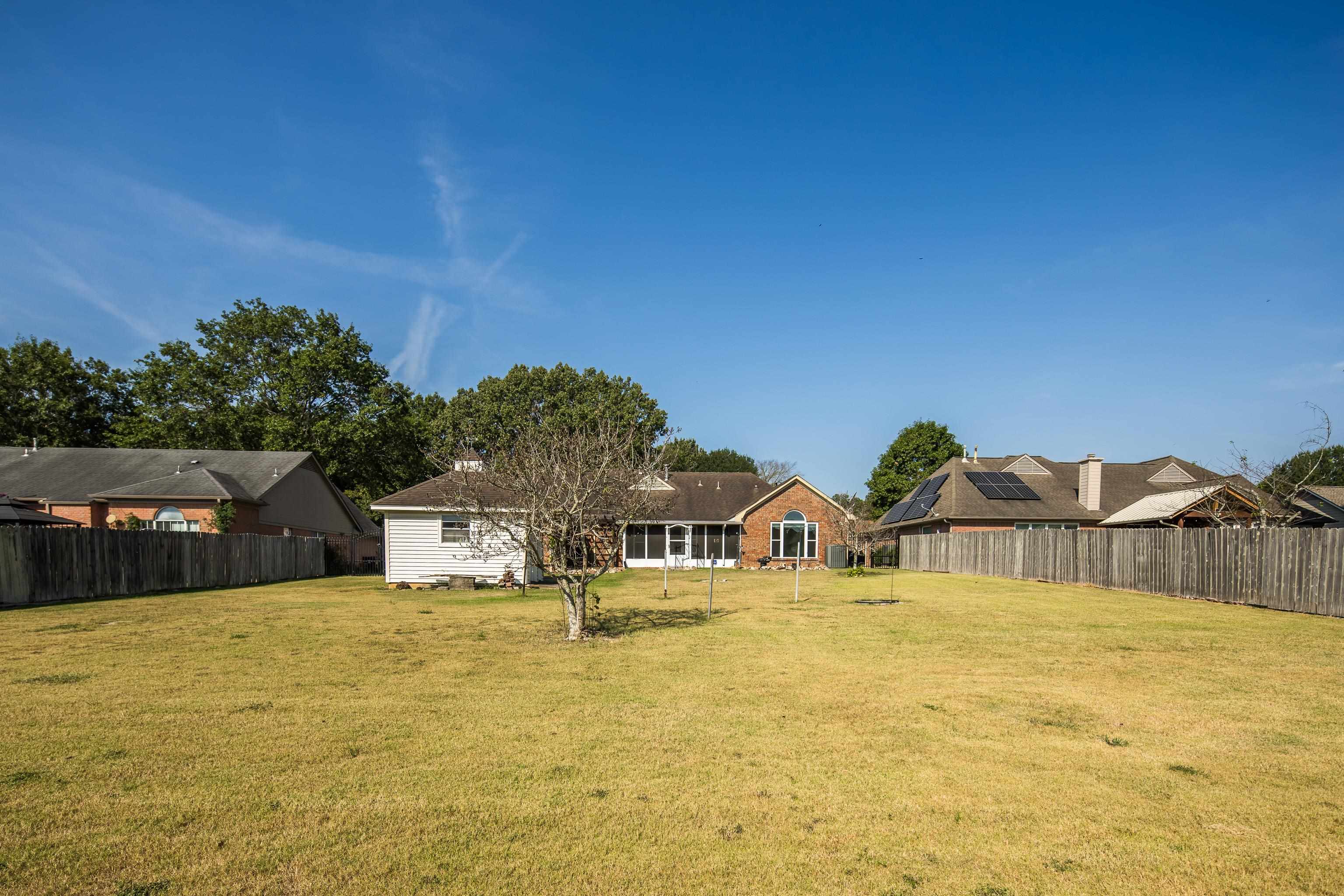 Collierville, Tennessee 38017, United States, 3 Bedrooms Bedrooms, ,2 BathroomsBathrooms,Residential,Active,214193