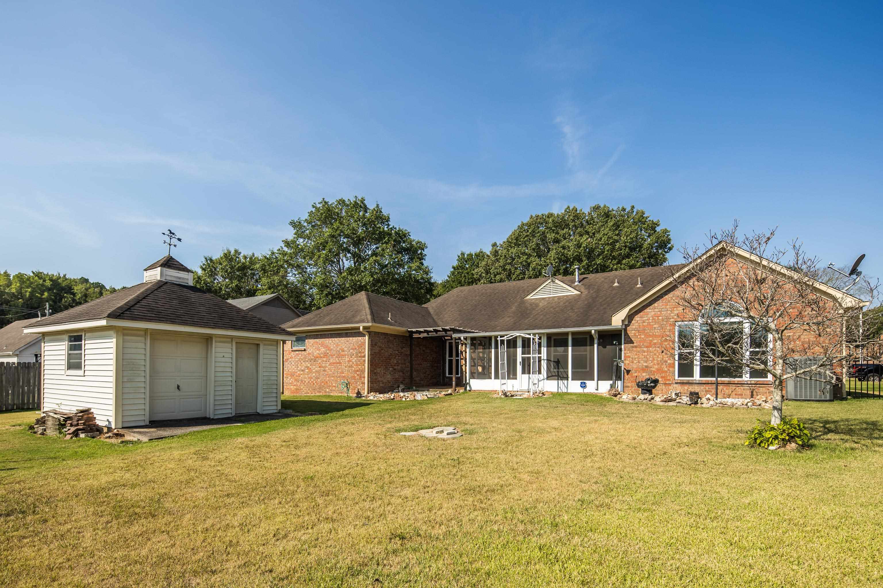 Collierville, Tennessee 38017, United States, 3 Bedrooms Bedrooms, ,2 BathroomsBathrooms,Residential,Active,214193