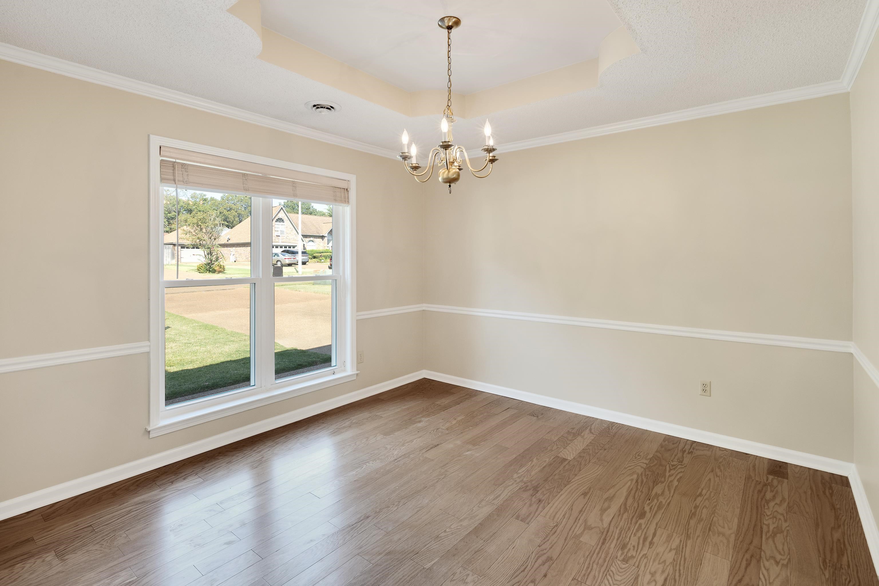 Collierville, Tennessee 38017, United States, 3 Bedrooms Bedrooms, ,2 BathroomsBathrooms,Residential,Active,214193