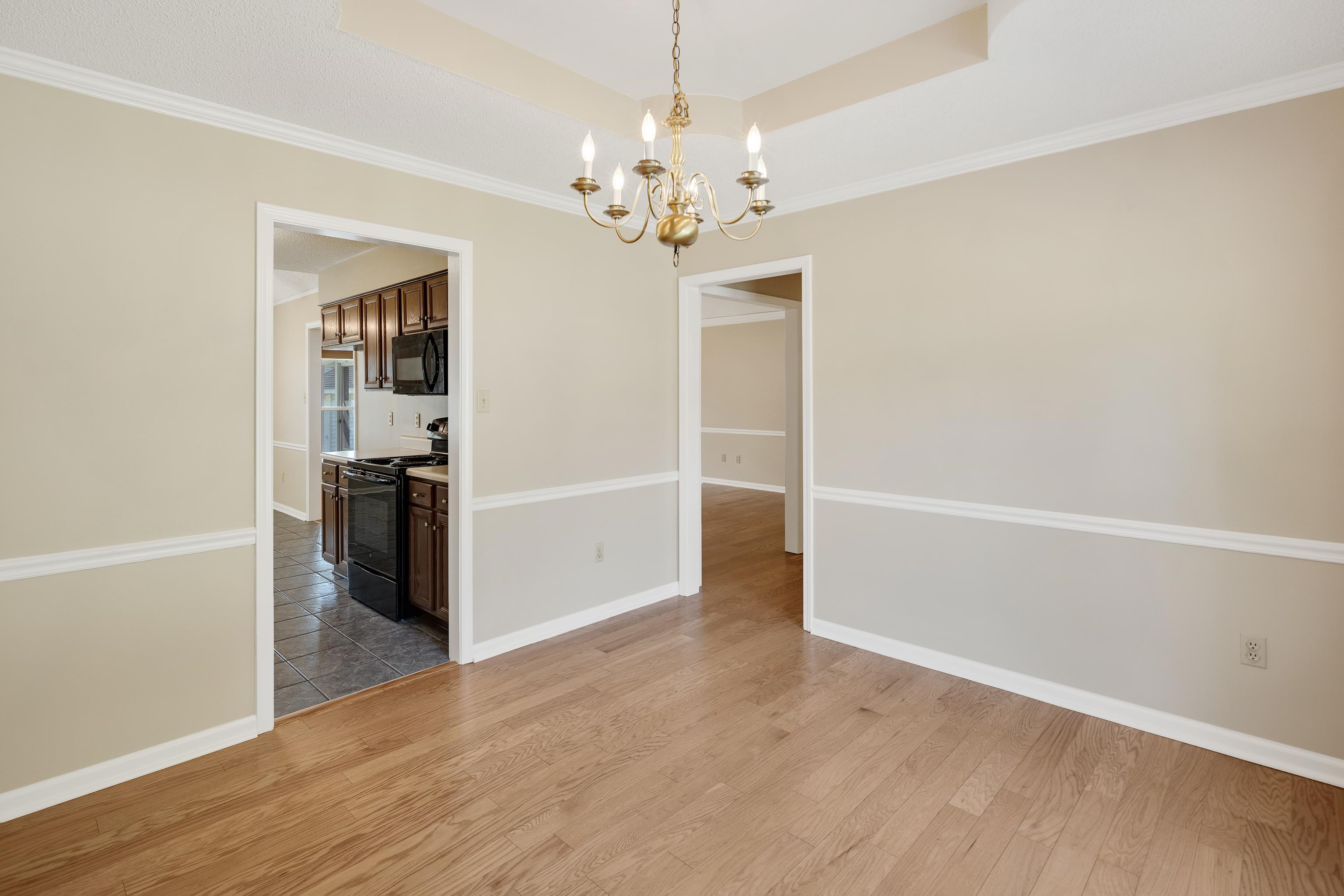 Collierville, Tennessee 38017, United States, 3 Bedrooms Bedrooms, ,2 BathroomsBathrooms,Residential,Active,214193