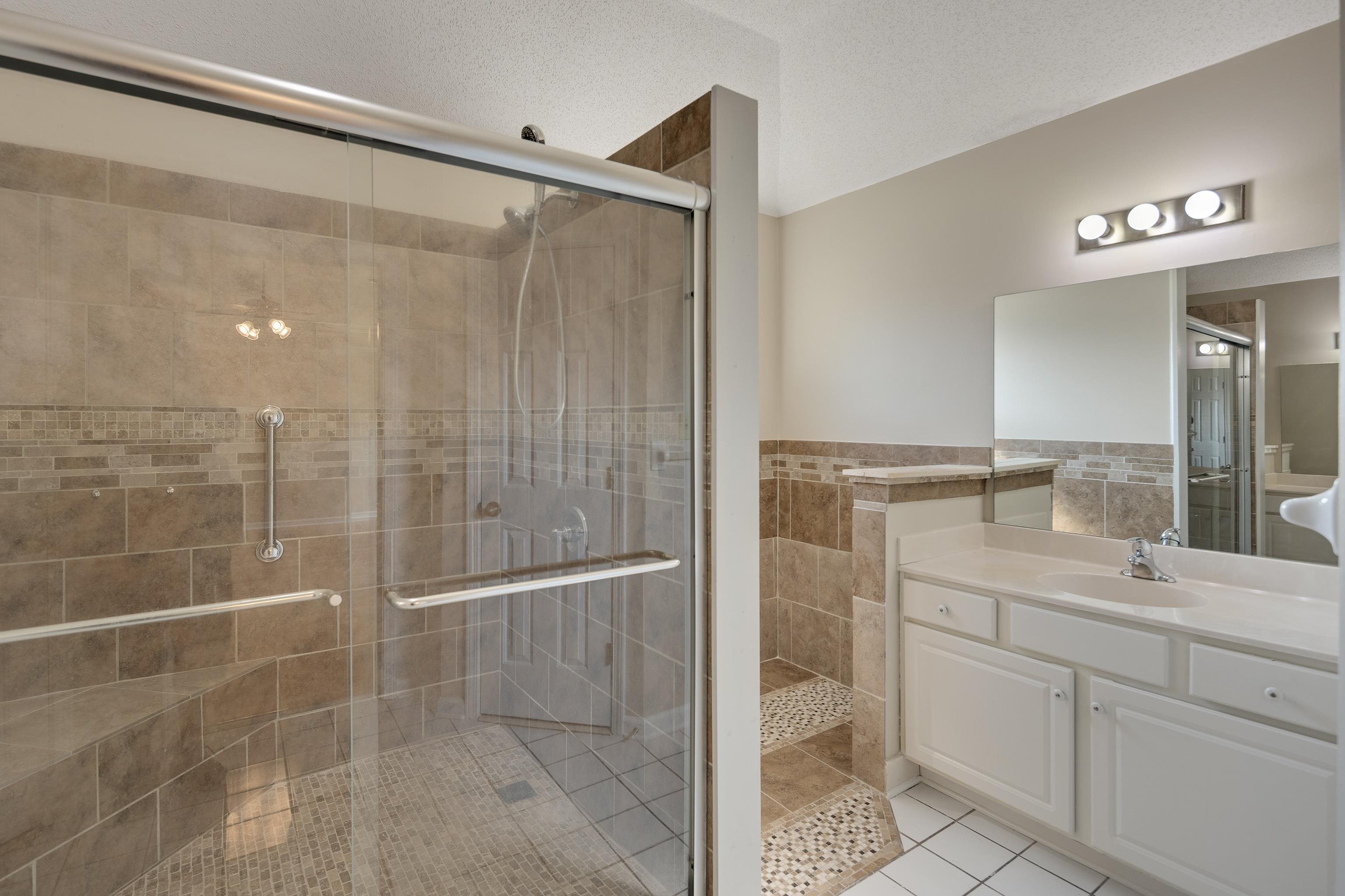 Collierville, Tennessee 38017, United States, 3 Bedrooms Bedrooms, ,2 BathroomsBathrooms,Residential,Active,214193