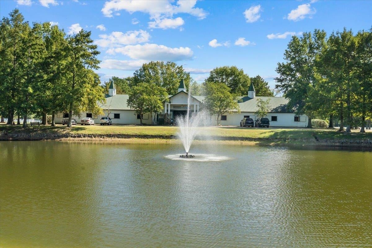 450 N REID-HOOKER RD