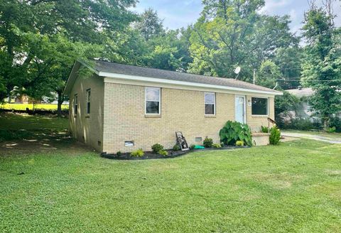Photo of 69 HAMIL ST, Gates, TN 38037 (MLS # 10226665)