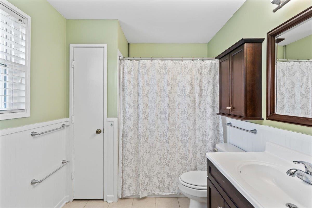 Memphis, Tennessee 38117, United States, 3 Bedrooms Bedrooms, ,2 BathroomsBathrooms,Residential,Pending,110662