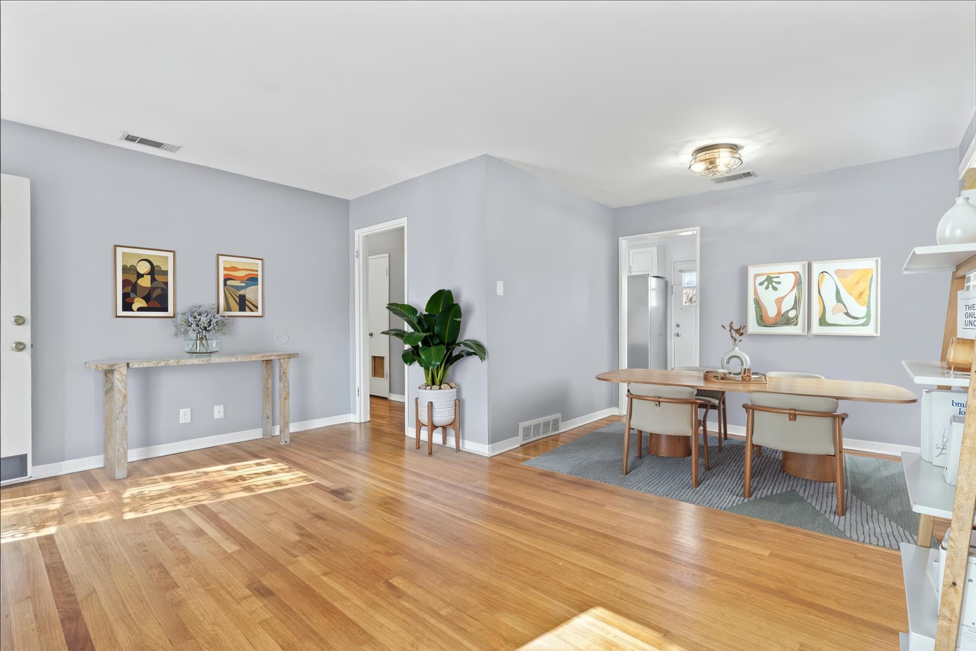 Memphis, Tennessee 38117, United States, 3 Bedrooms Bedrooms, ,2 BathroomsBathrooms,Residential,Pending,110662