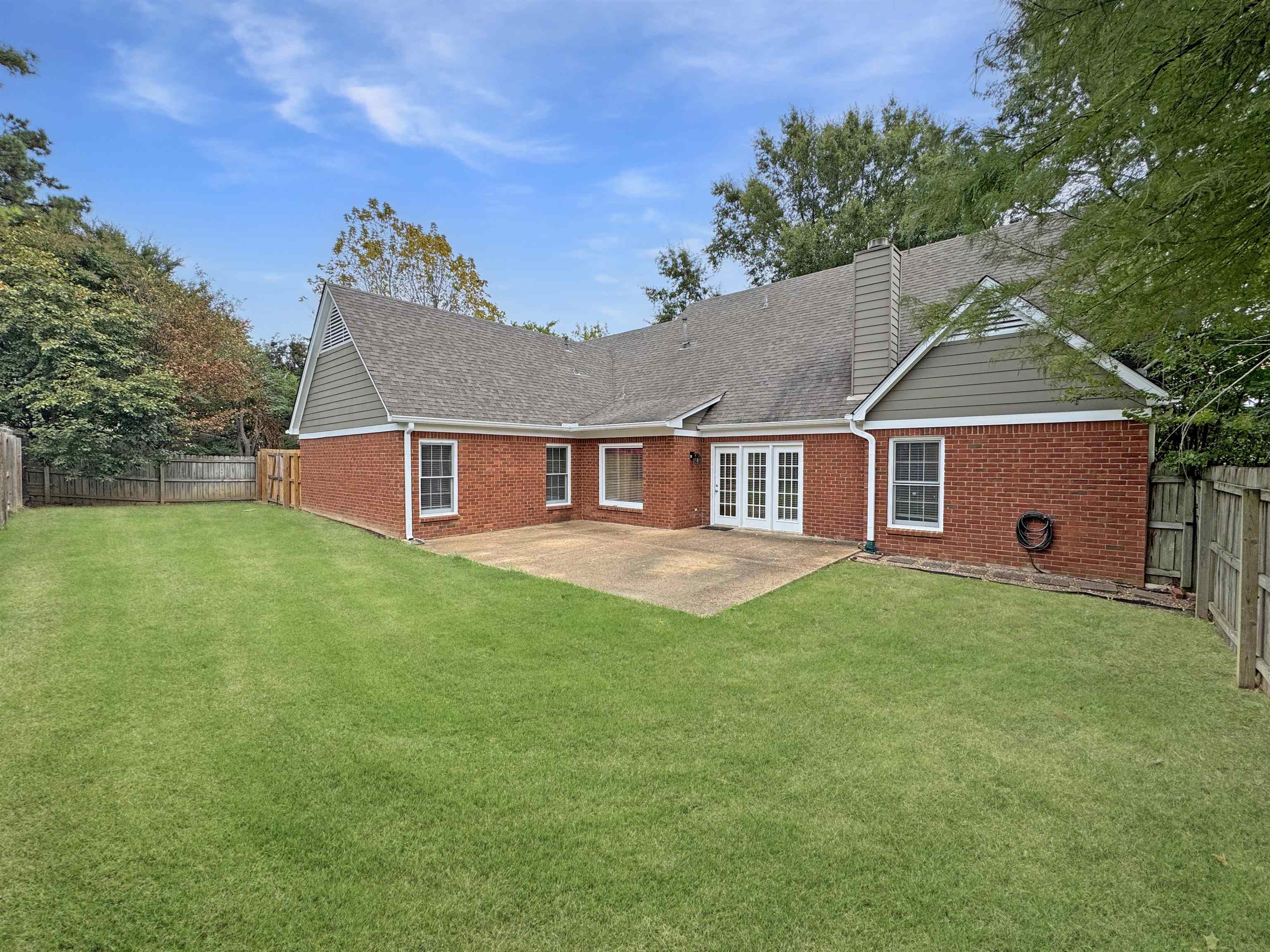 Bartlett, Tennessee 38135, United States, 3 Bedrooms Bedrooms, ,2 BathroomsBathrooms,Residential,Pending,215489