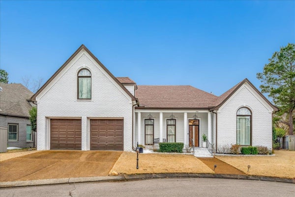965 VILLAGE OAK CV, MEMPHIS, TN 38120 - Image fec8930f07f2ba46b16bc10acbb44298/535529080