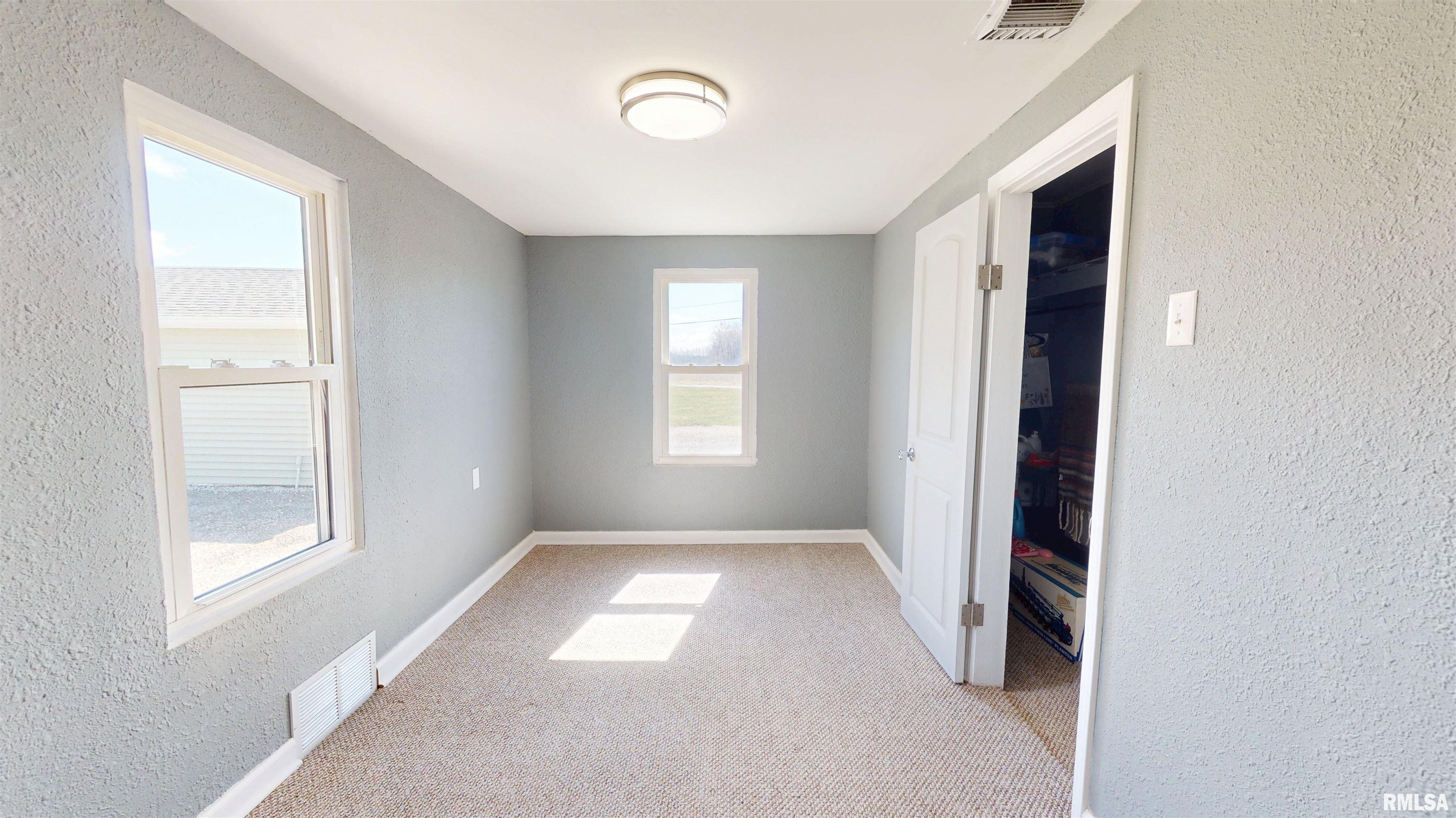 106 Fandel Drive, East Peoria, Illinois image 16