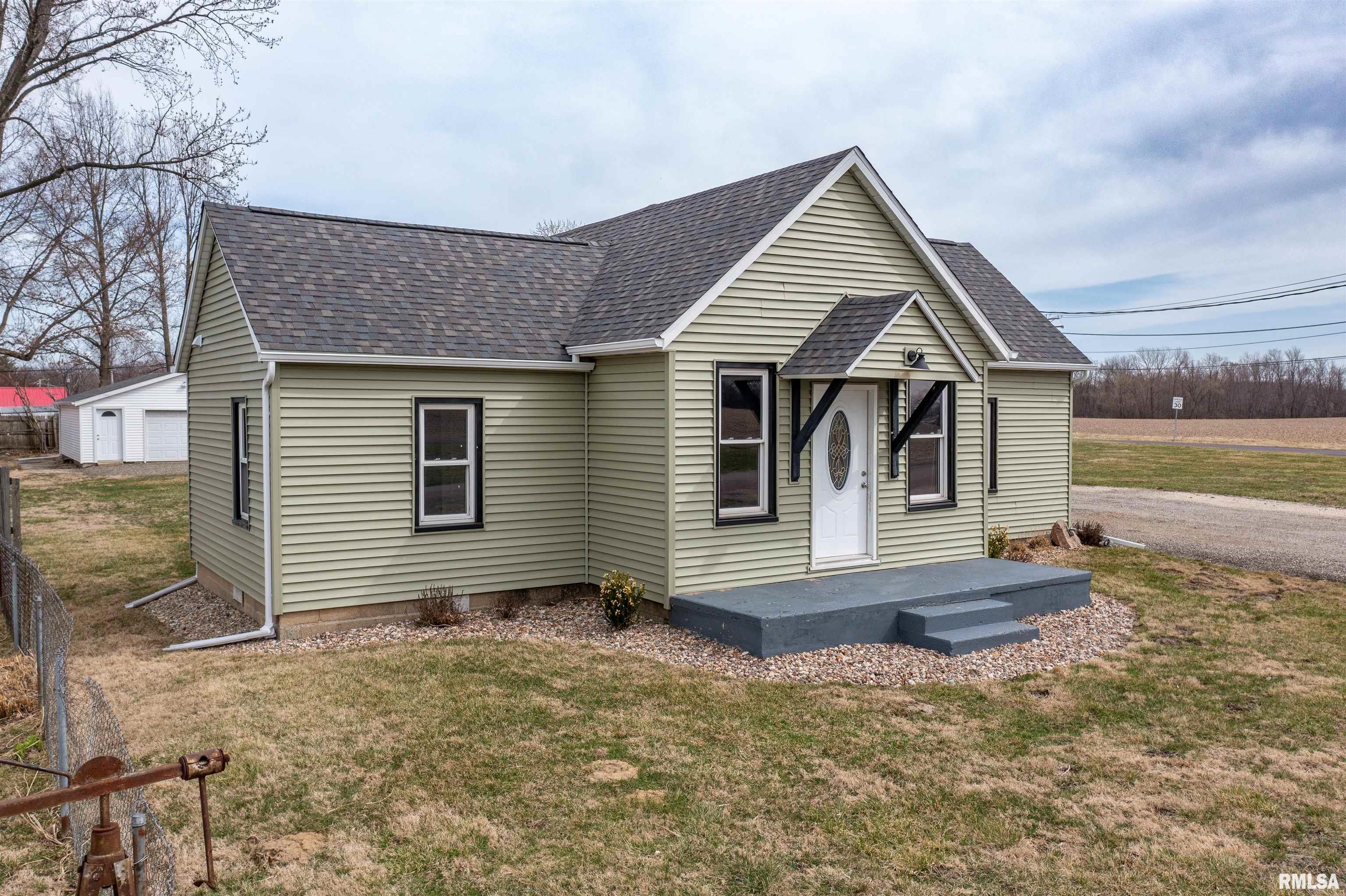 106 Fandel Drive, East Peoria, Illinois image 3