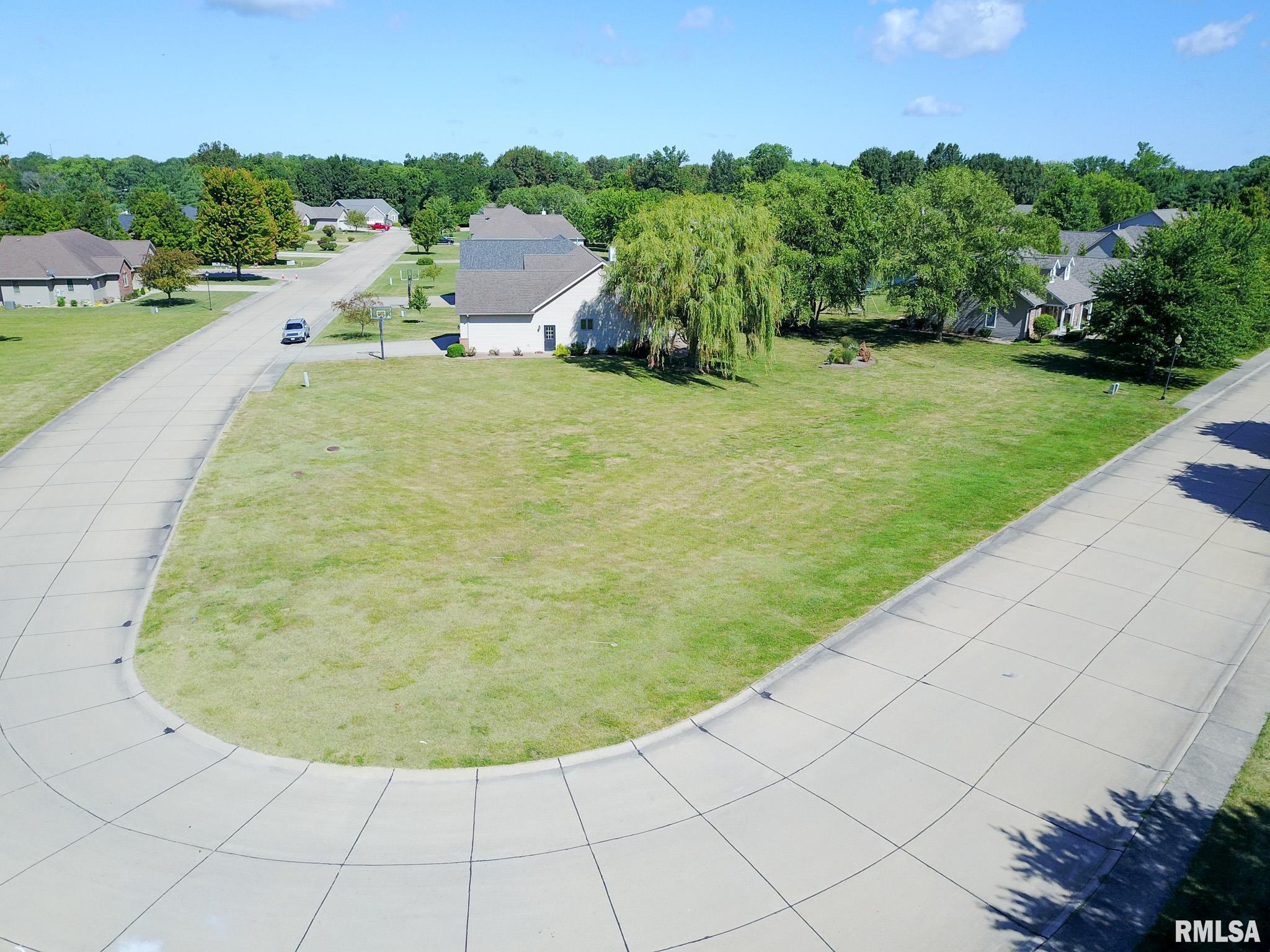 6 Eastland Court, Carlinville, Illinois image 8