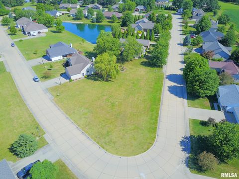 Vacant Land For Sale - 6 Eastland Court<br/> Macoupin County, Carlinville, IL 62626