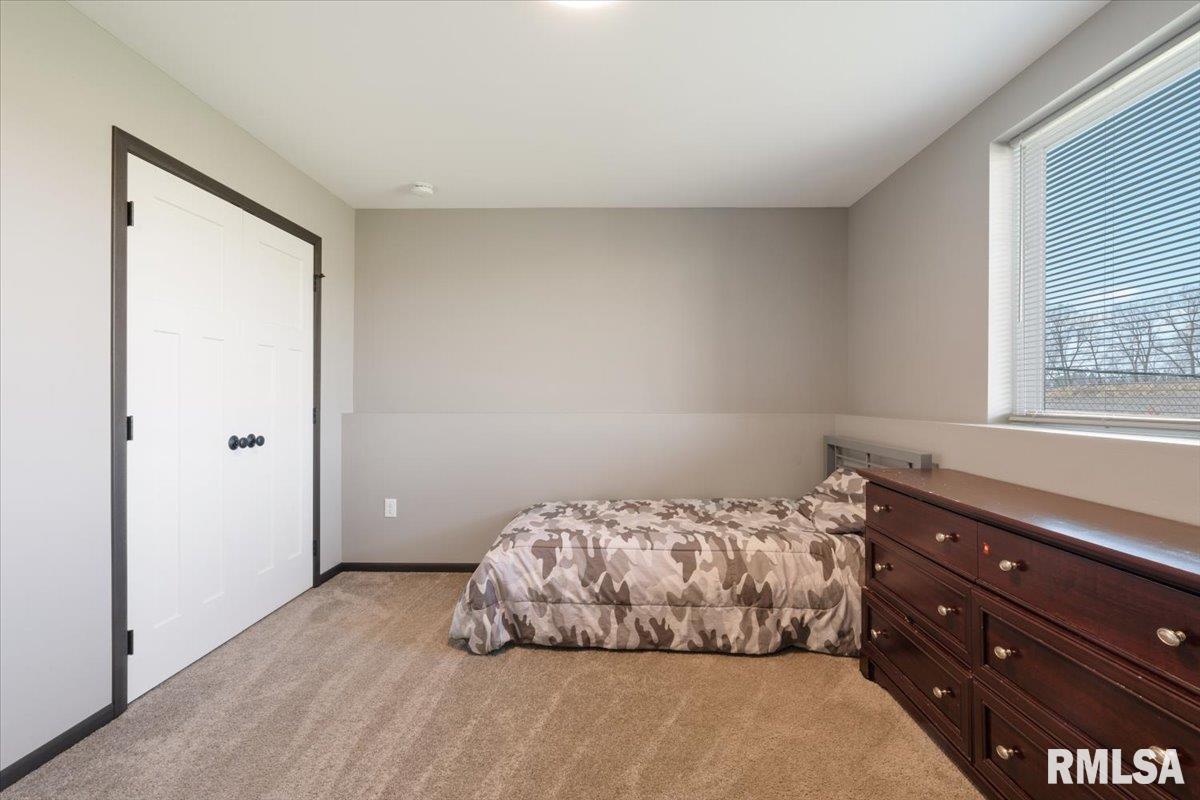 412 Dawson Drive, West Branch, Iowa image 35