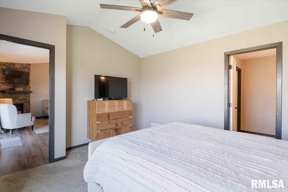 412 Dawson Drive, West Branch, Iowa image 24