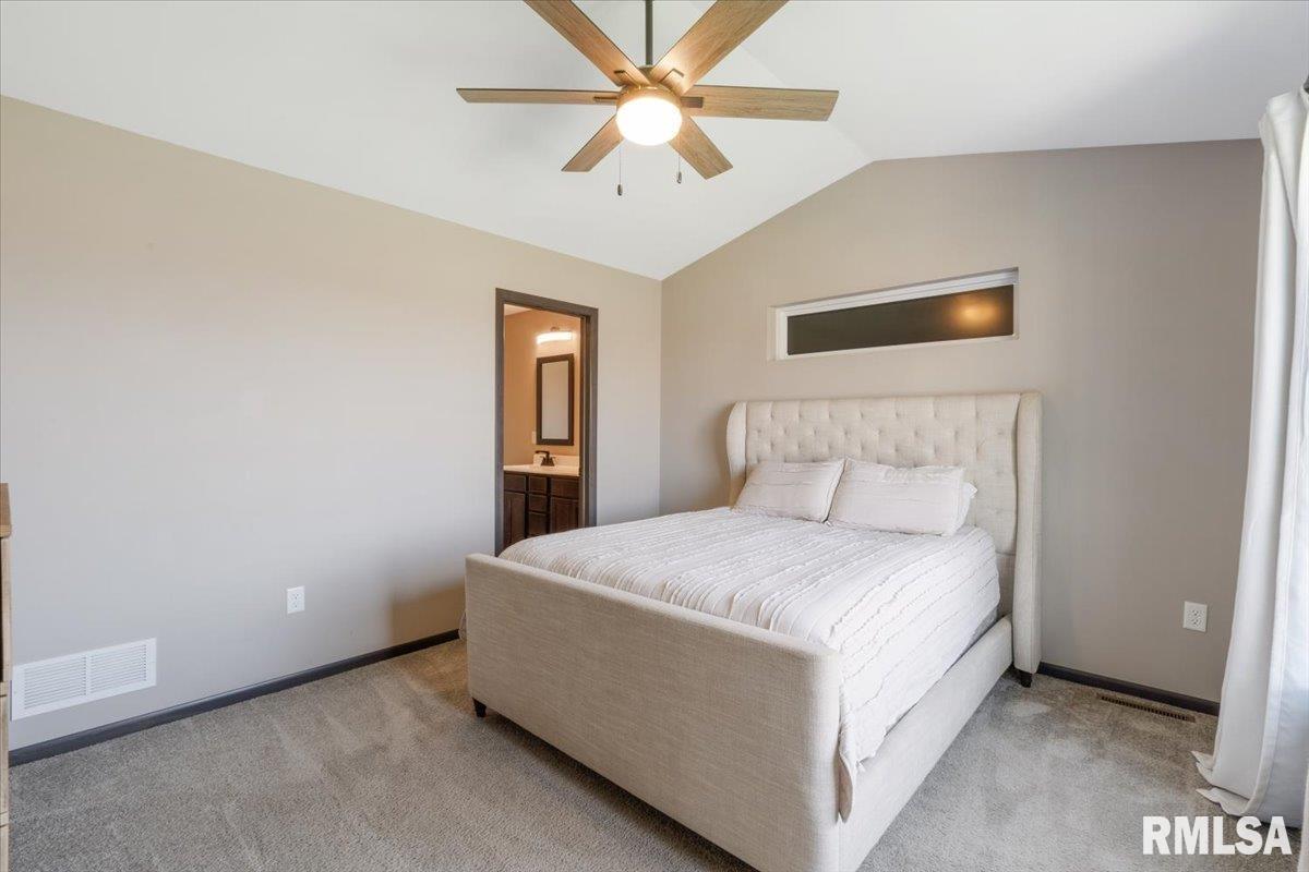 412 Dawson Drive, West Branch, Iowa image 20