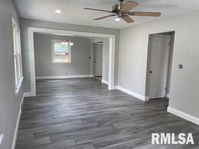 2512 W Heading Avenue, West Peoria, Illinois image 4