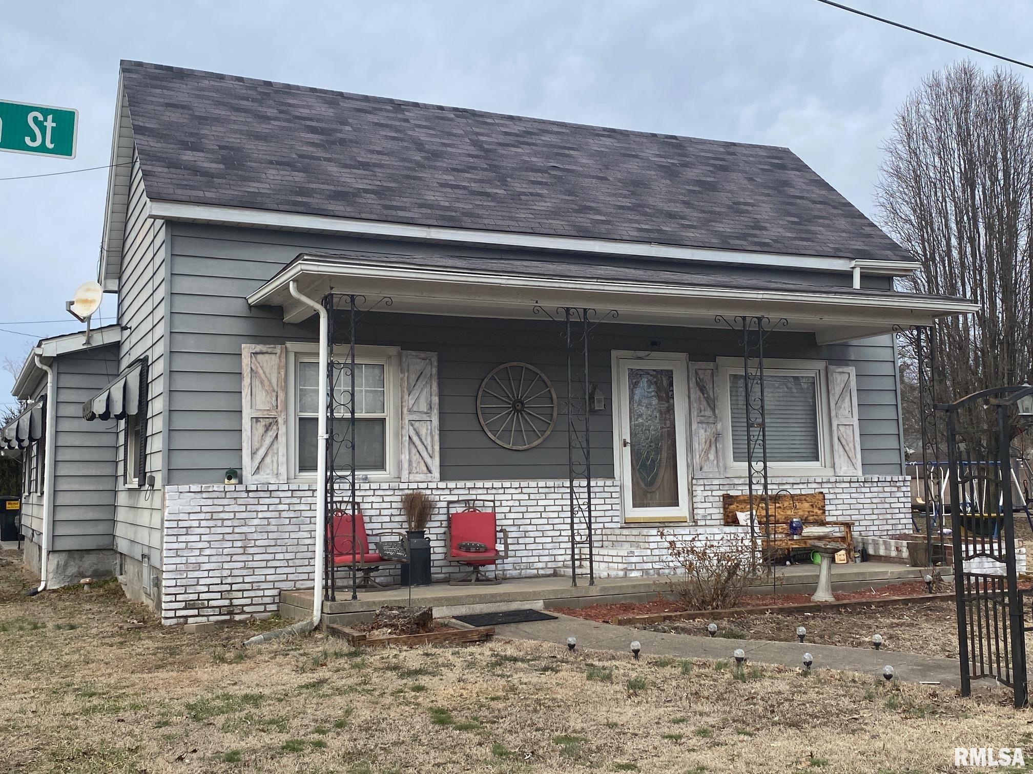 214 W Washington Street, Carrier Mills, Illinois image 2