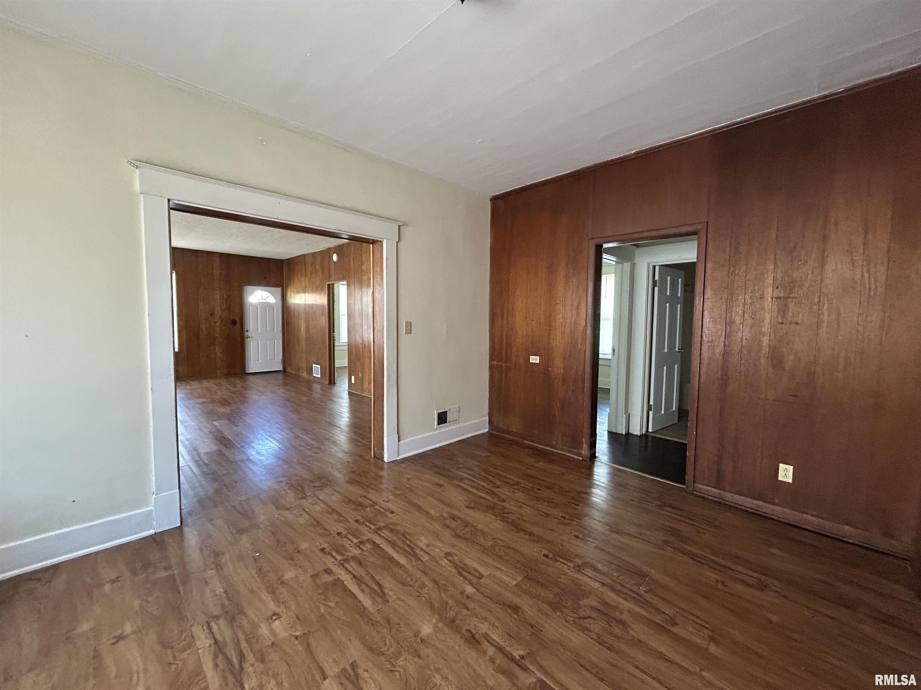 508 S Poplar Street, Carbondale, Illinois image 12
