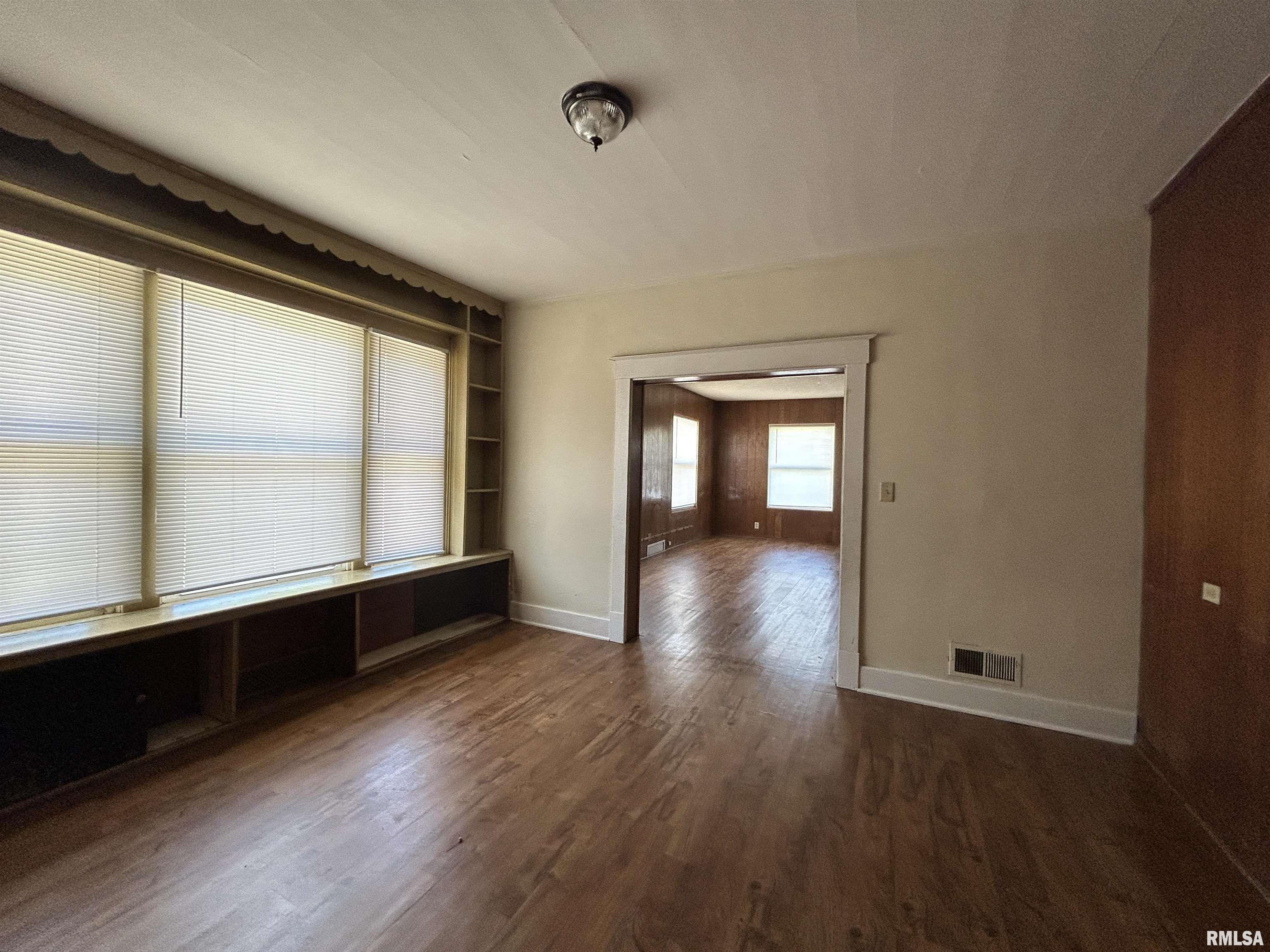 508 S Poplar Street, Carbondale, Illinois image 5