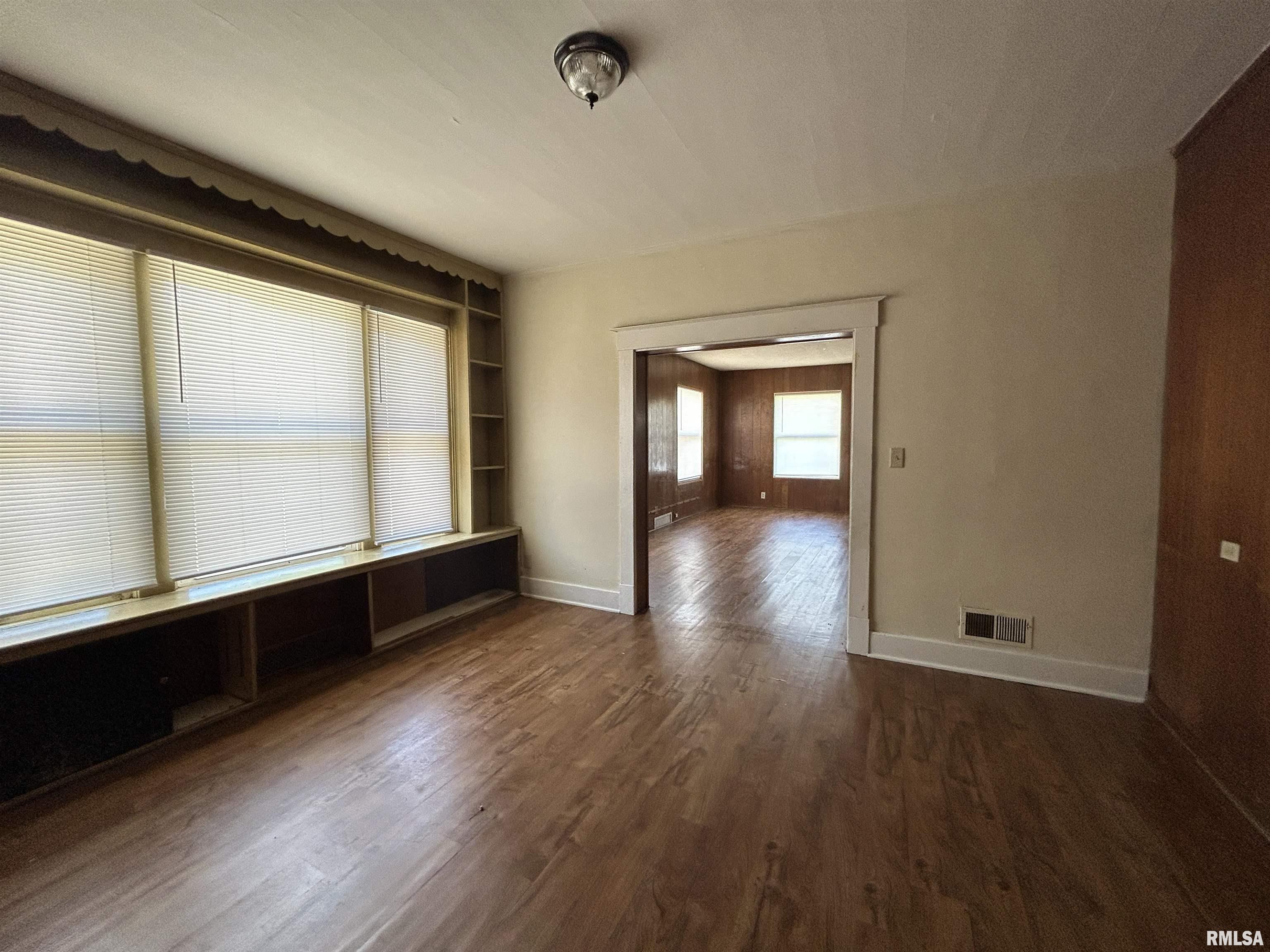 508 S Poplar Street, Carbondale, Illinois image 6