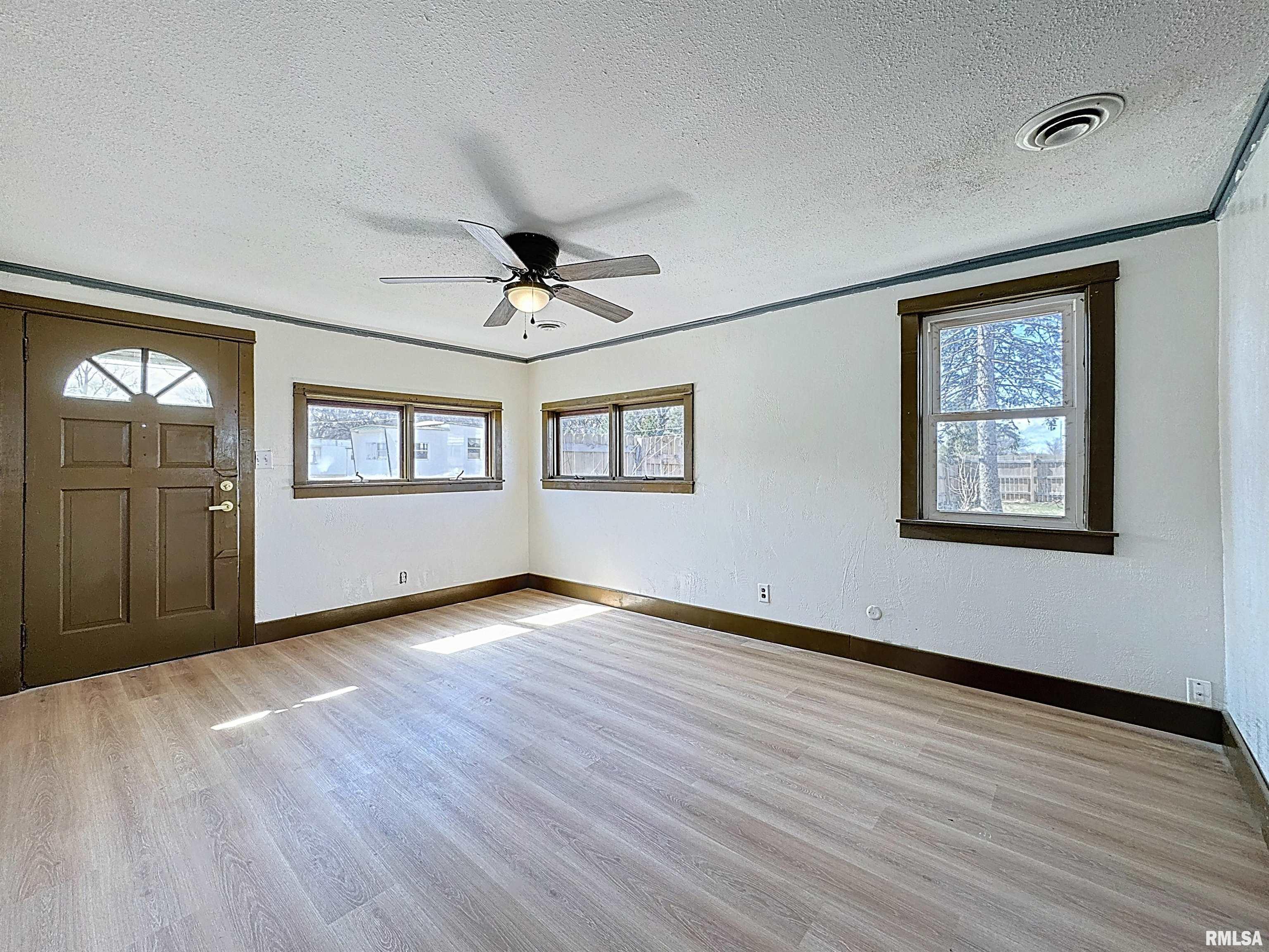 211 106th Avenue West, Milan, Illinois image 6