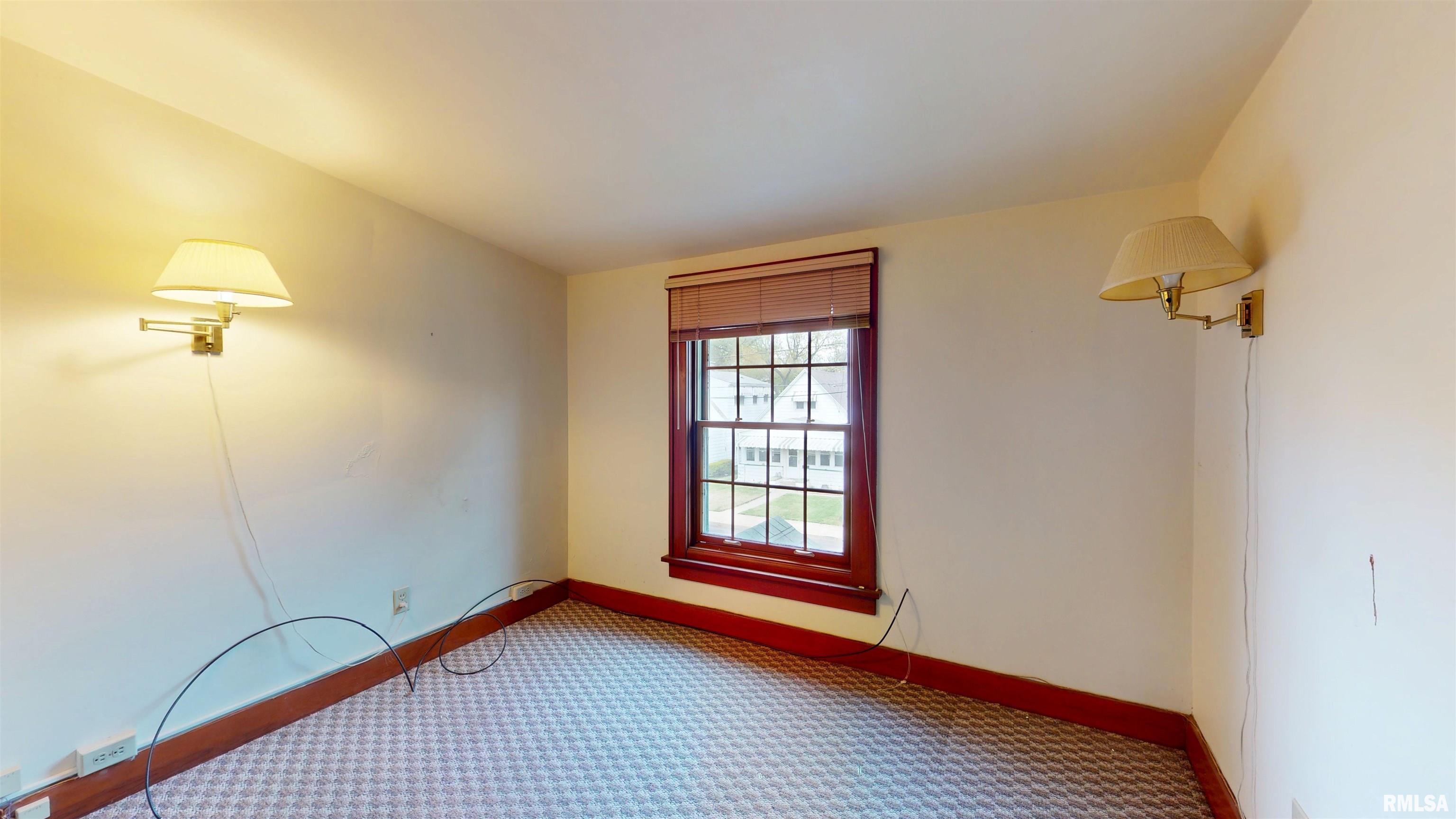 203 N Waverly Avenue, West Peoria, Illinois image 25