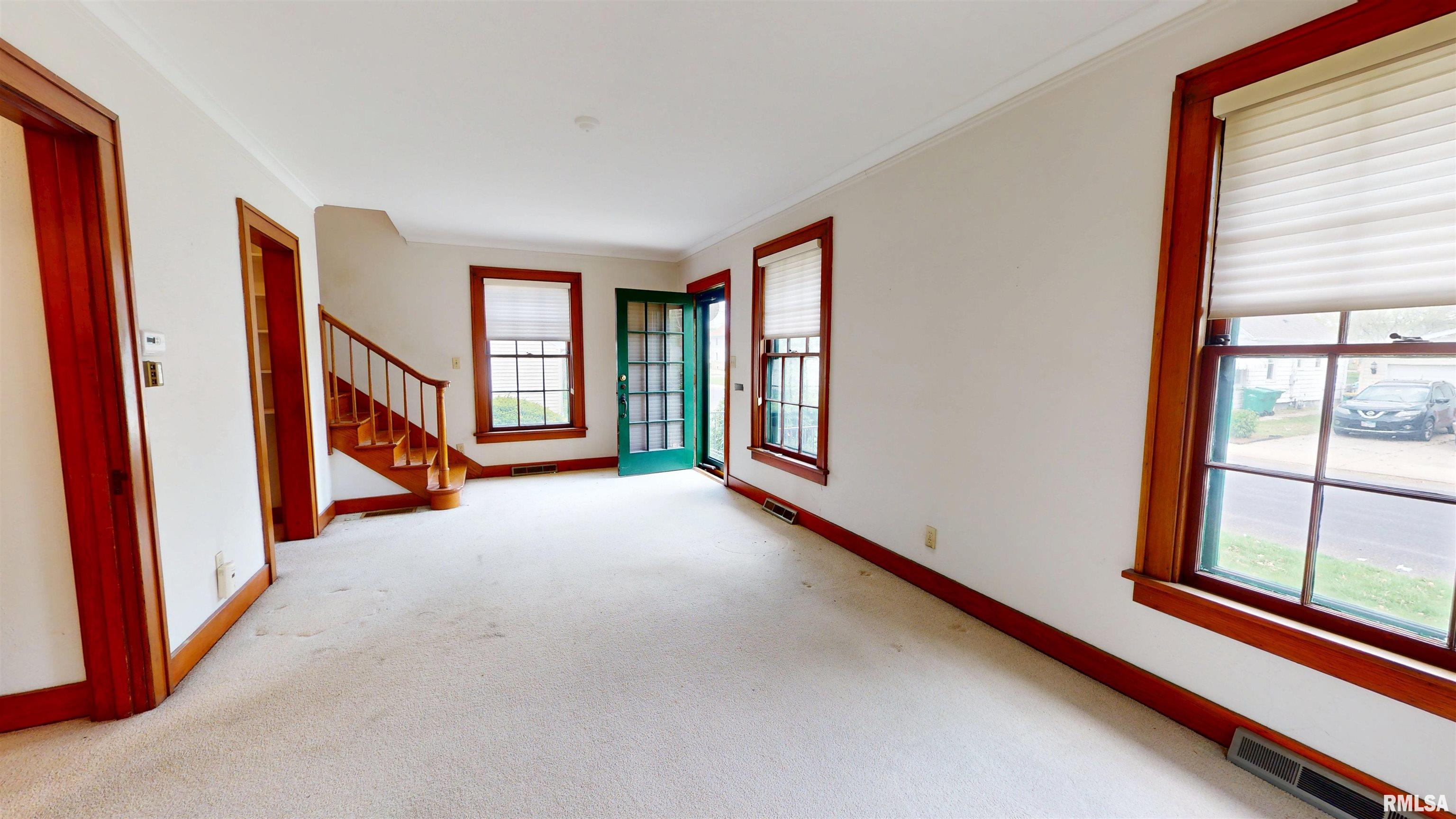 203 N Waverly Avenue, West Peoria, Illinois image 10