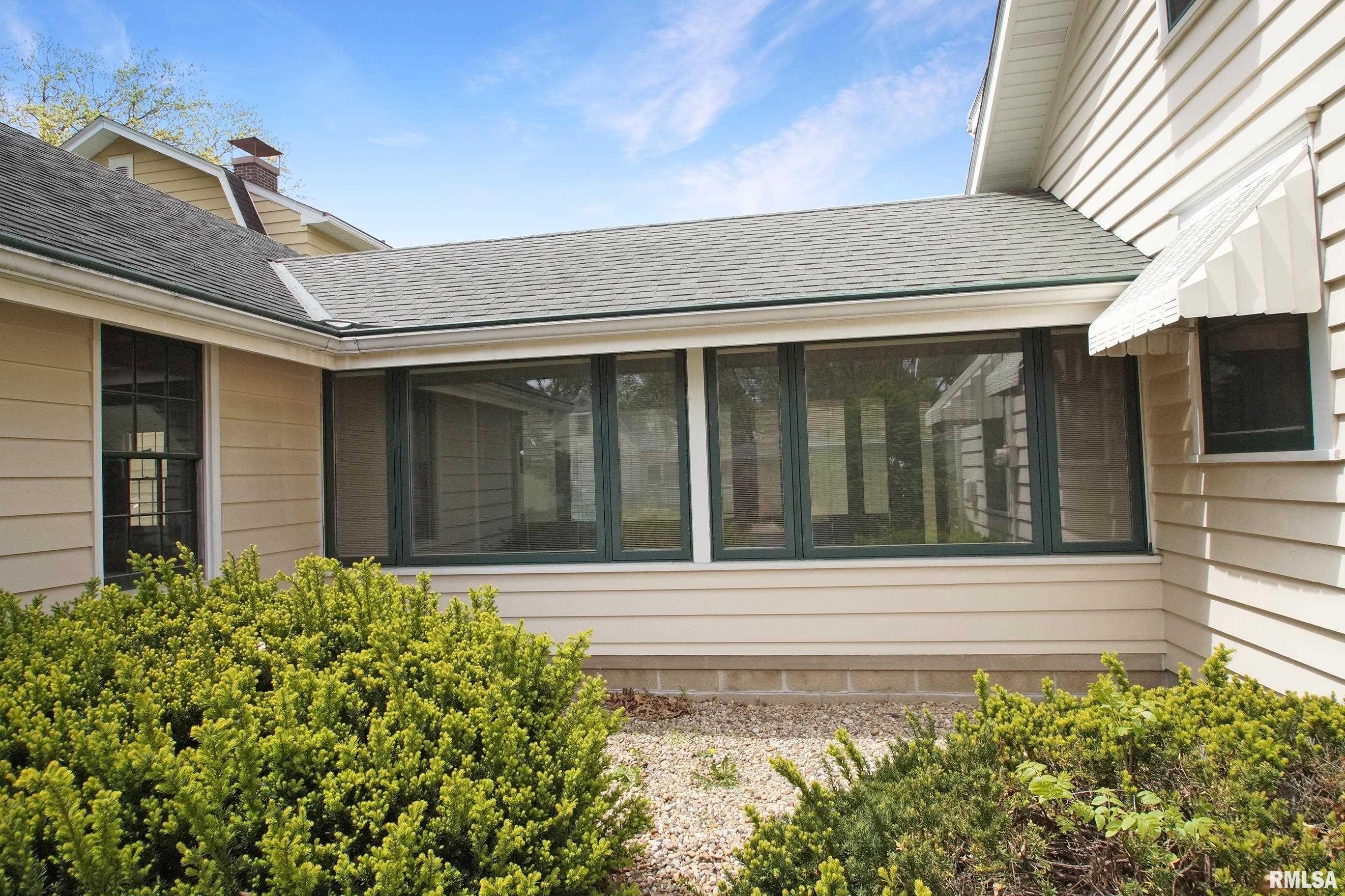 203 N Waverly Avenue, West Peoria, Illinois image 7