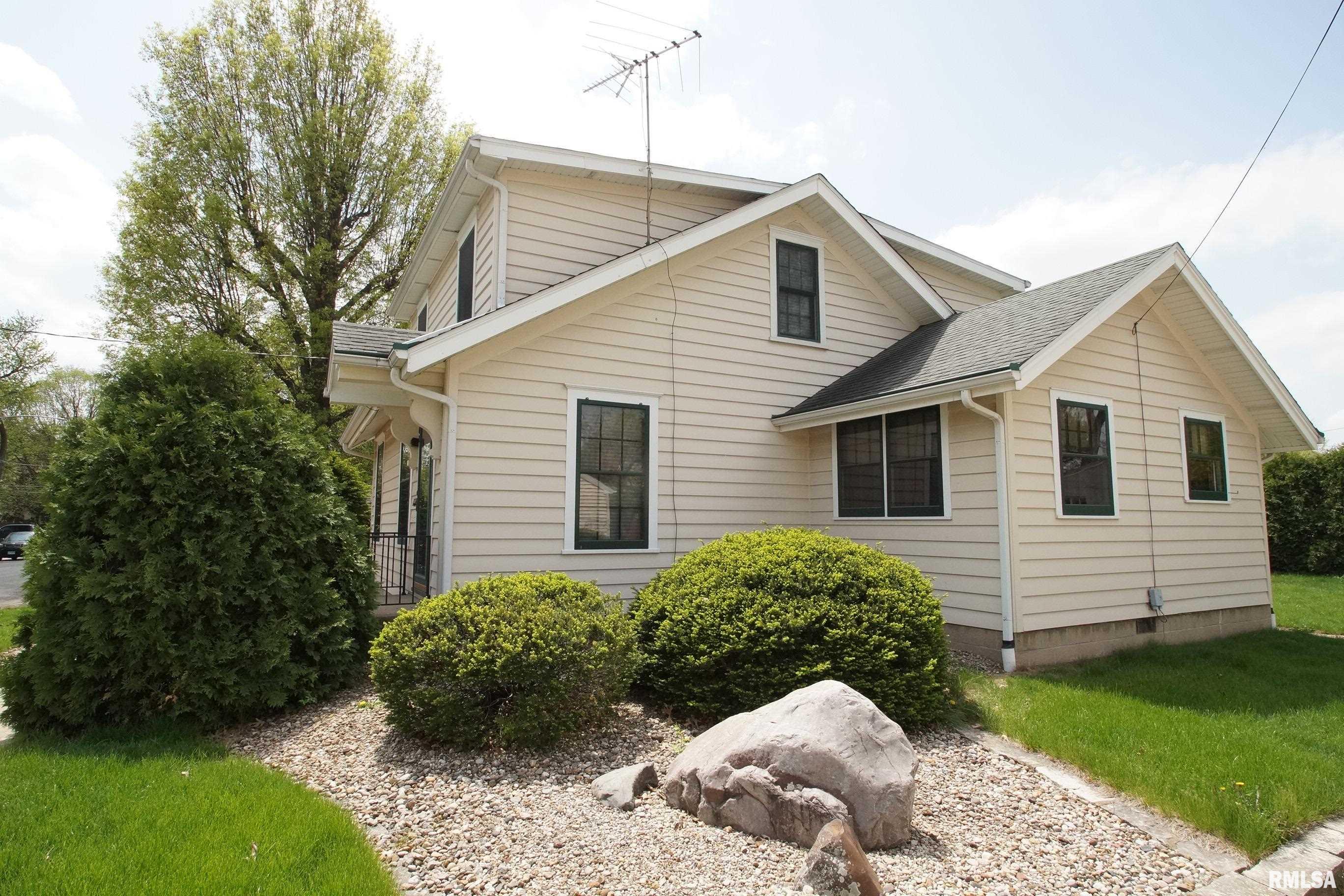 203 N Waverly Avenue, West Peoria, Illinois image 3