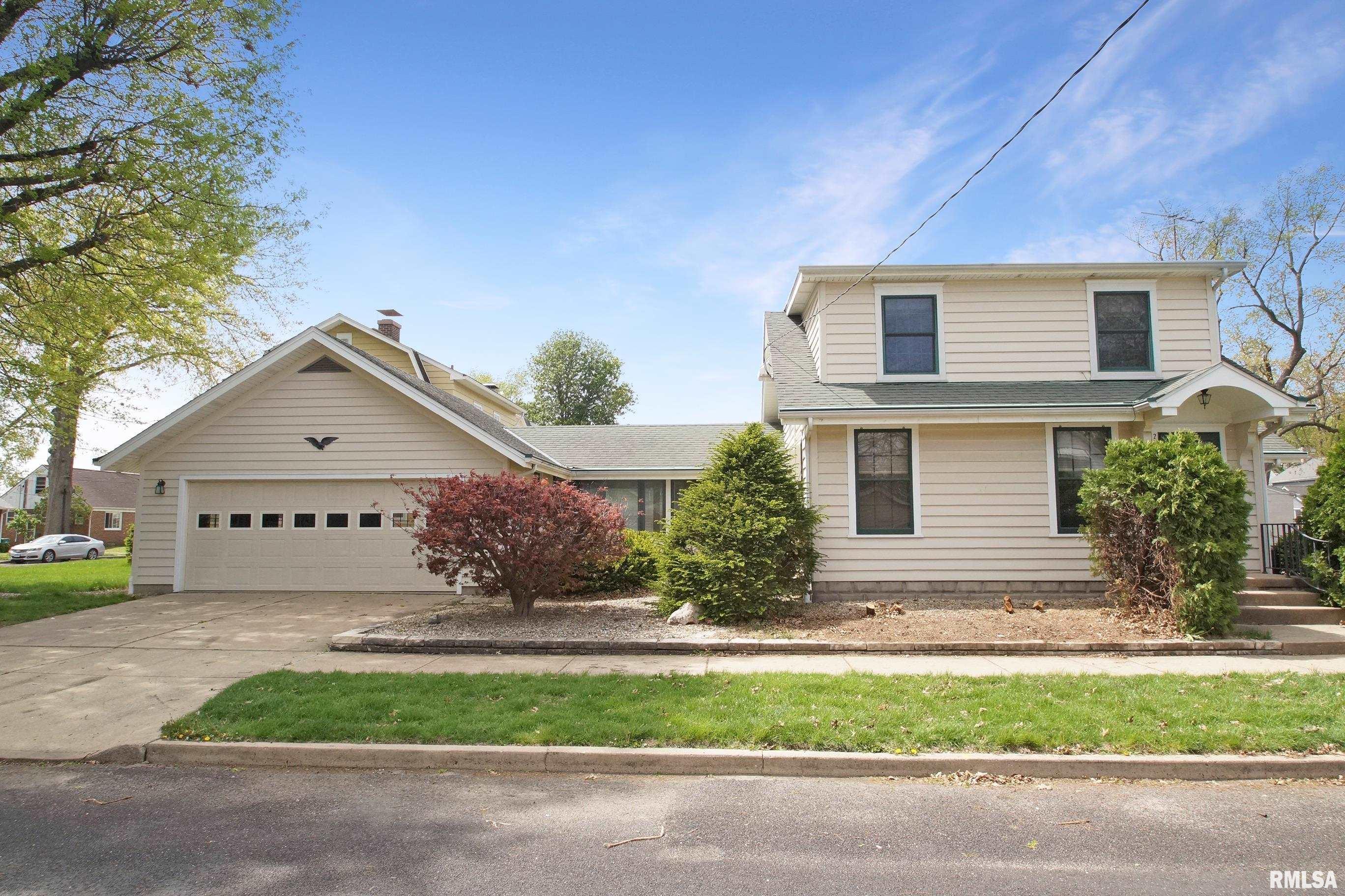 203 N Waverly Avenue, West Peoria, Illinois image 1