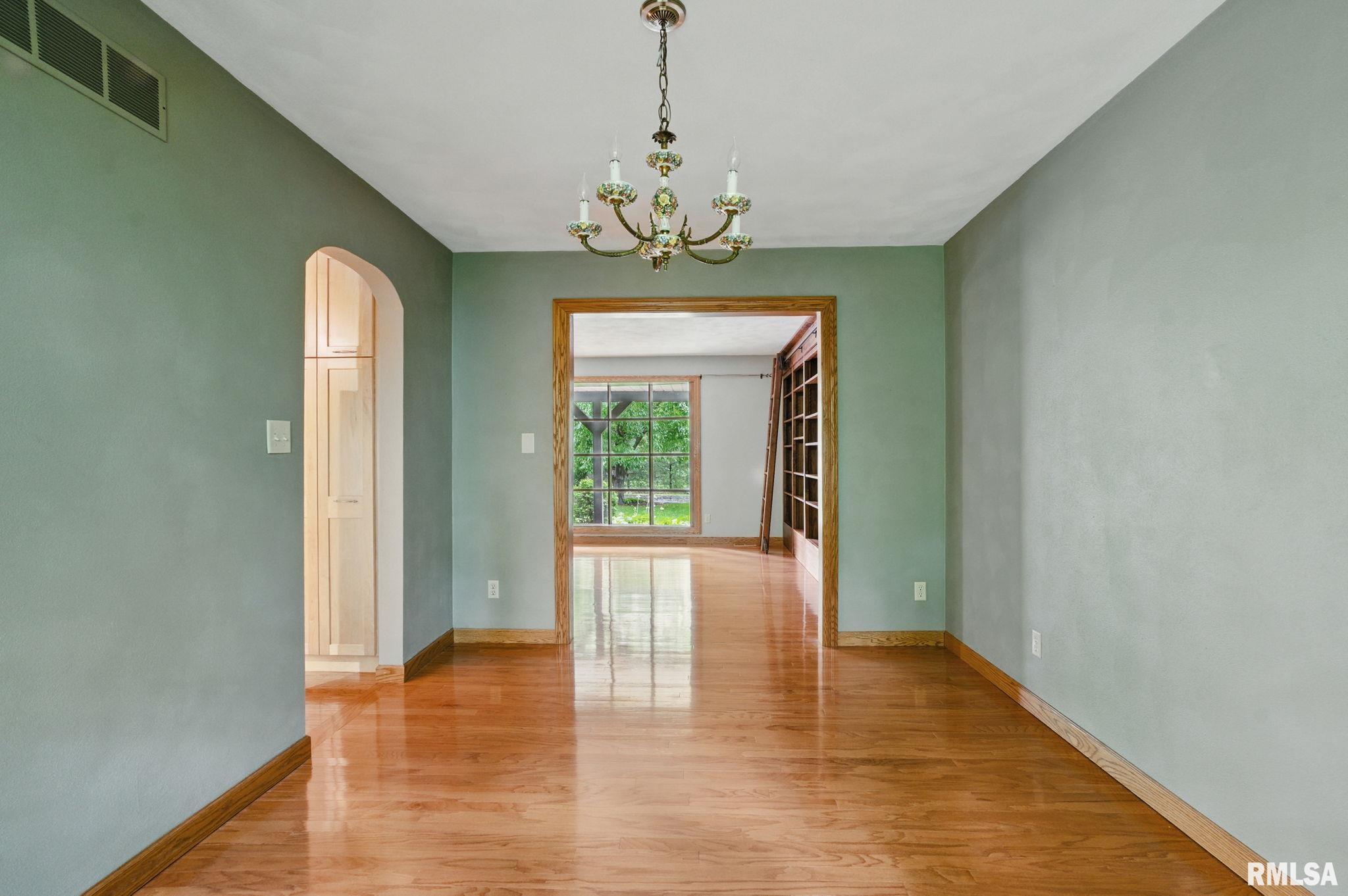 84 Waldheim Road, Morton, Illinois image 14