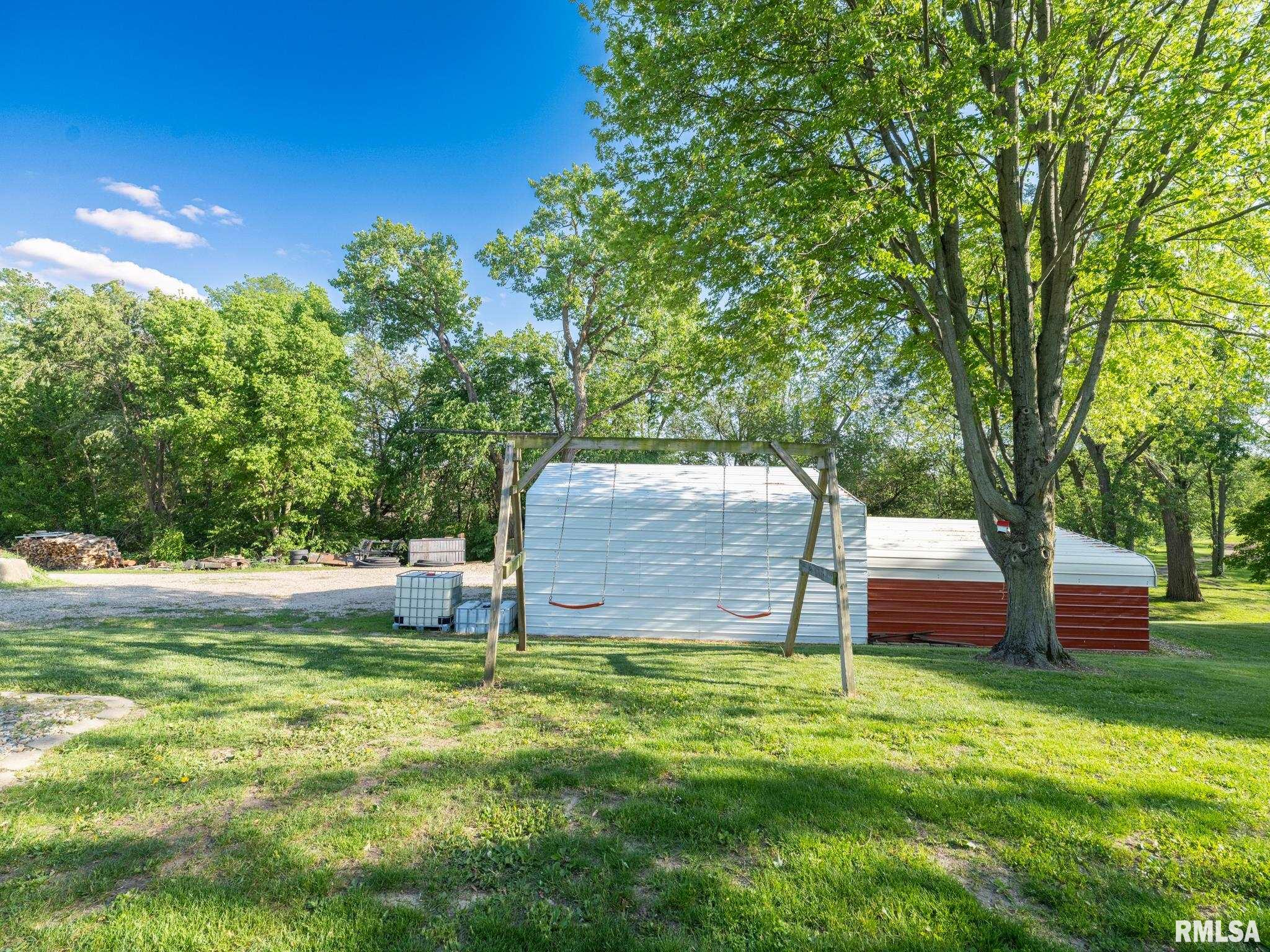 221 E Parkside Drive, Washburn, Illinois image 41