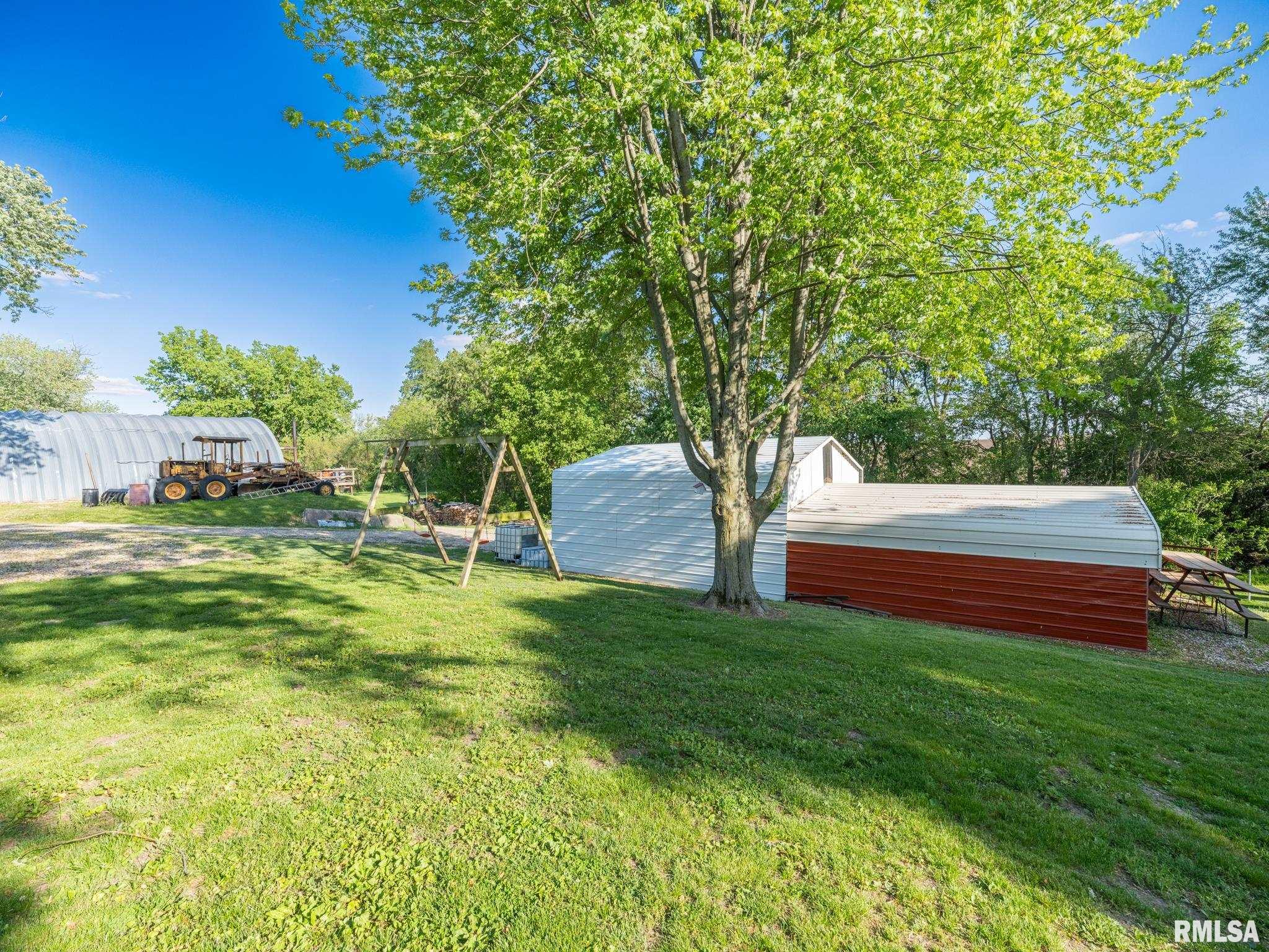 221 E Parkside Drive, Washburn, Illinois image 42