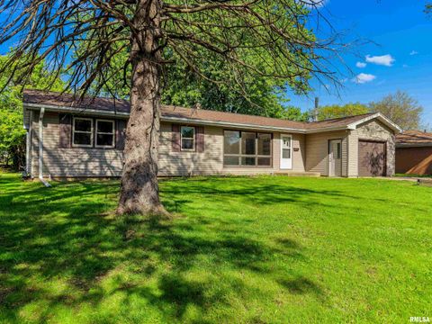 Photo of 2511 S Daycor Divide, Bartonville, IL 61607 (MLS # PA1266079)