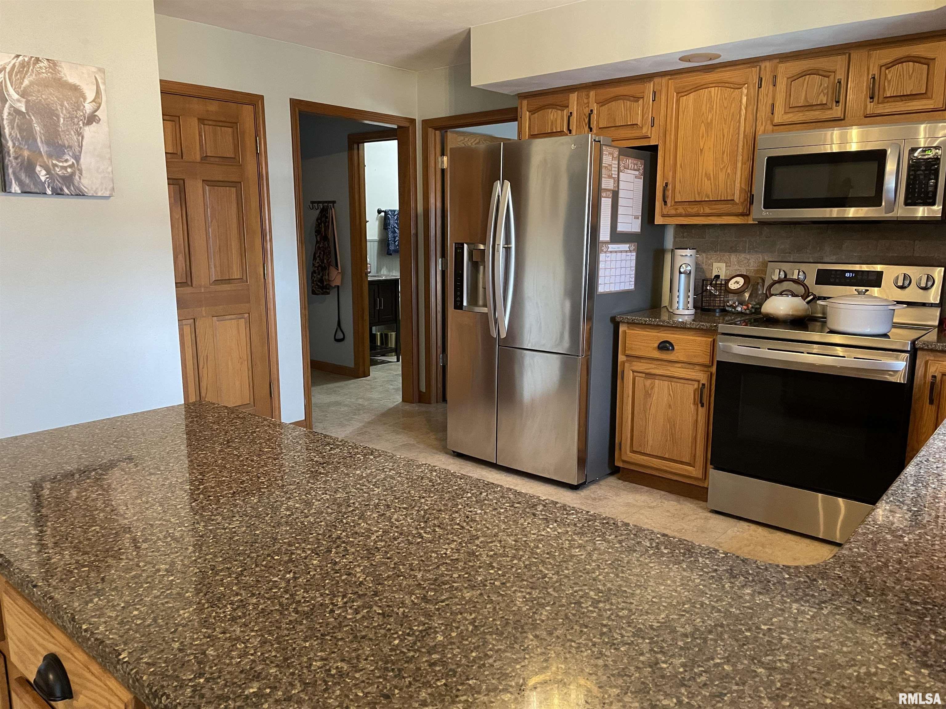 586 Westwood Boulevard, Canton, Illinois image 18