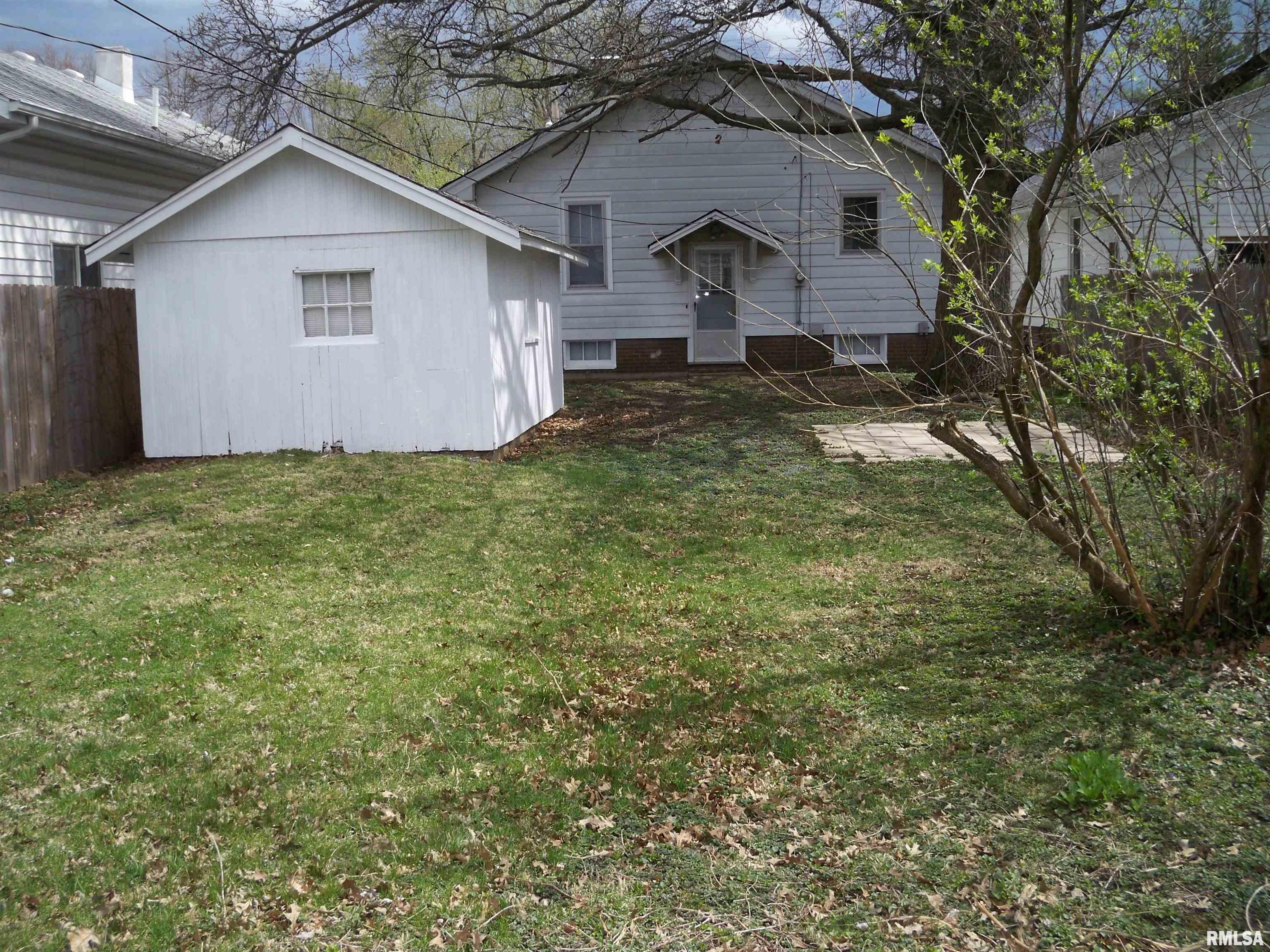 1933 S Pasfield Street, Springfield, Illinois image 4