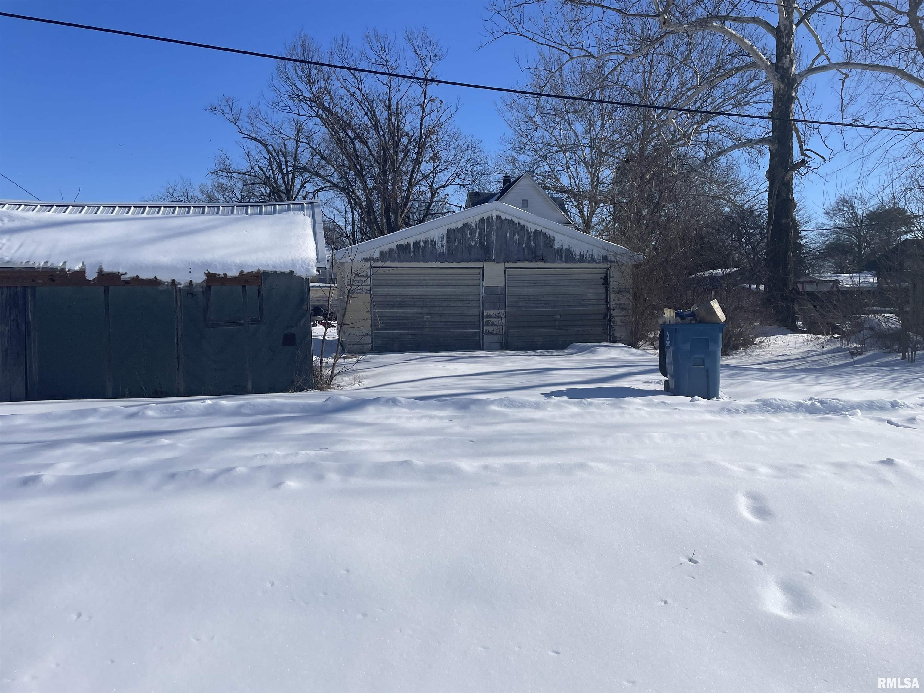 232 N James Street, Centralia, Illinois image 4