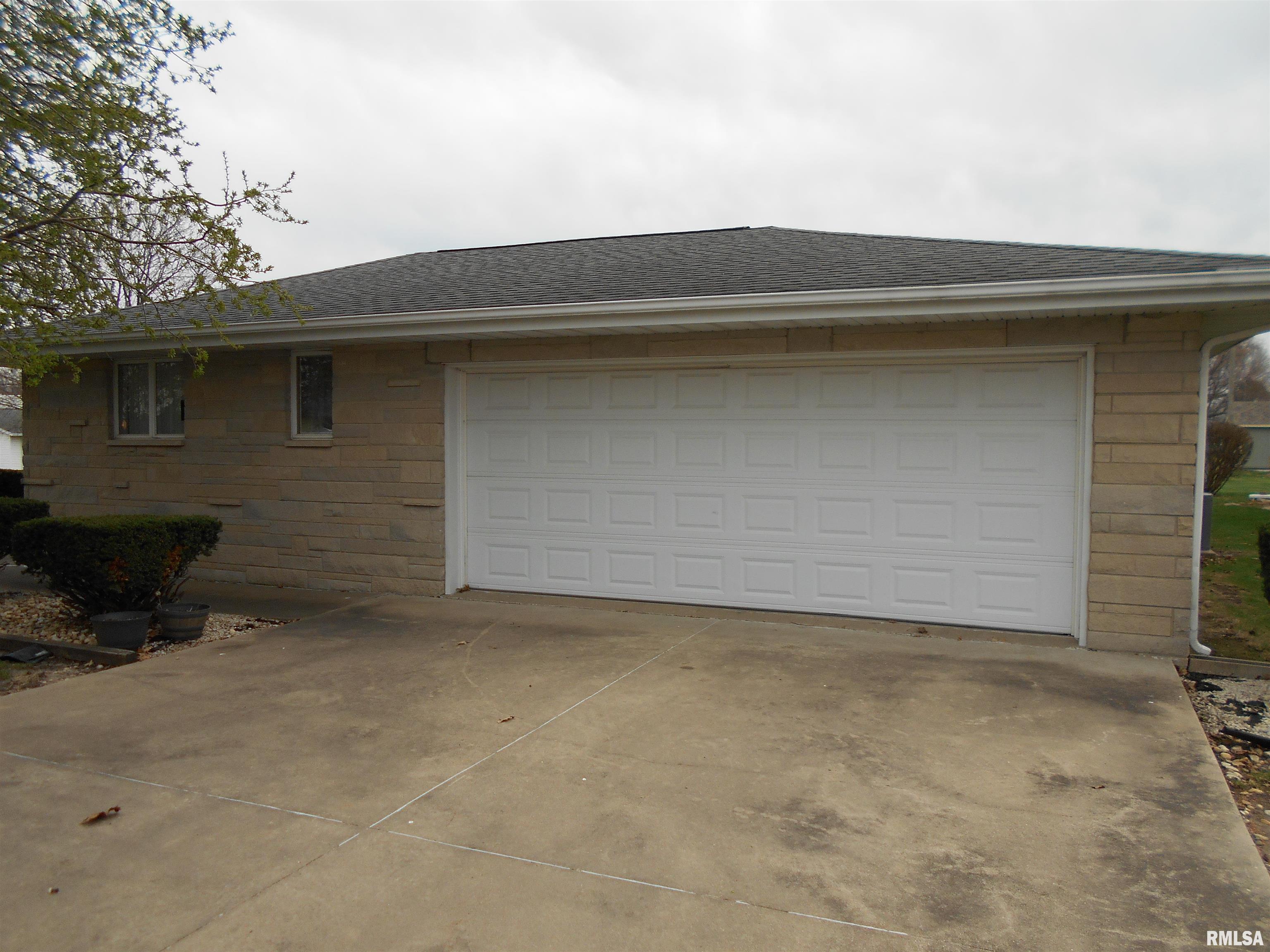 4 Hiel Drive, Bushnell, Illinois image 13