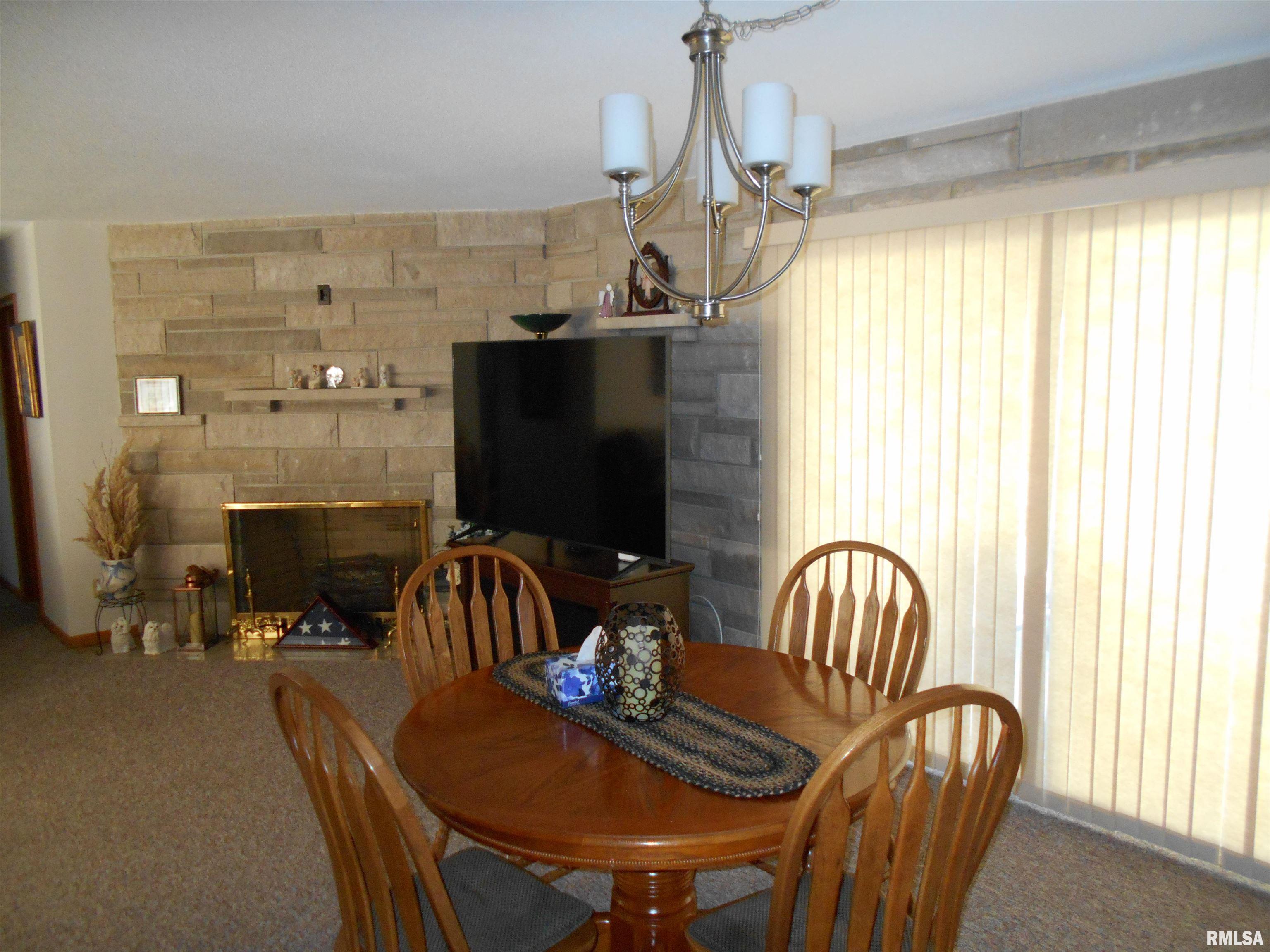 4 Hiel Drive, Bushnell, Illinois image 4