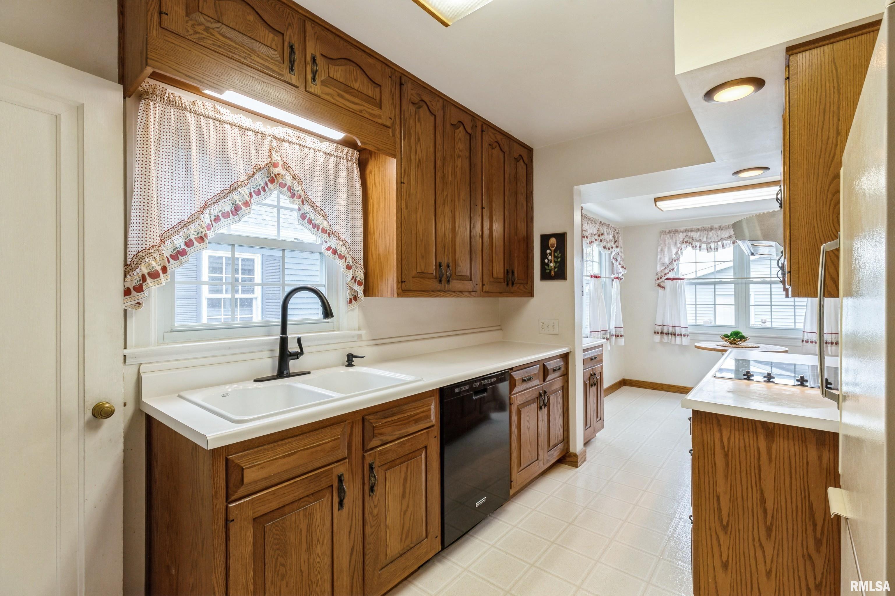 2930 11th Avenue A, Moline, Illinois image 13