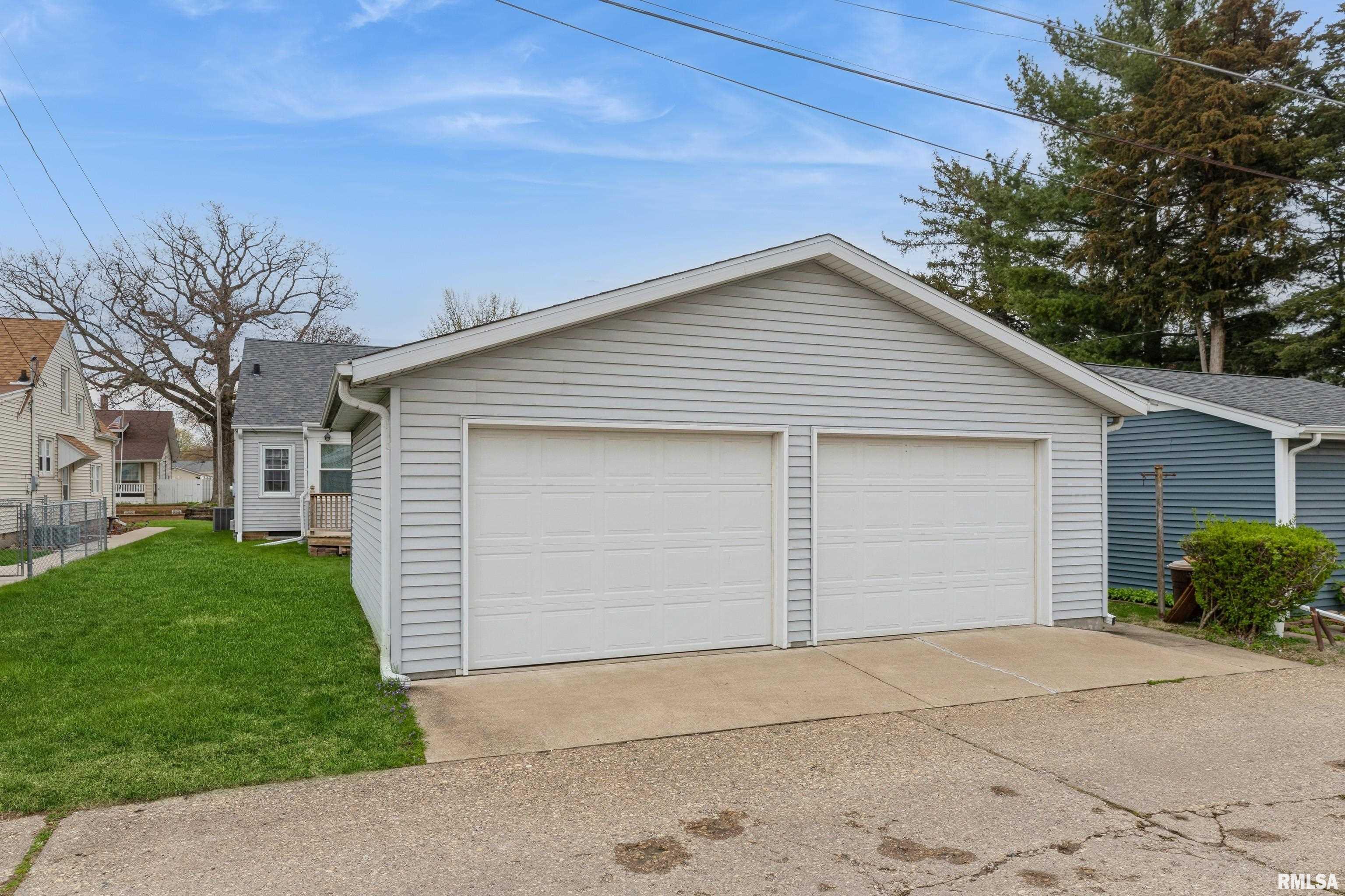 2930 11th Avenue A, Moline, Illinois image 4