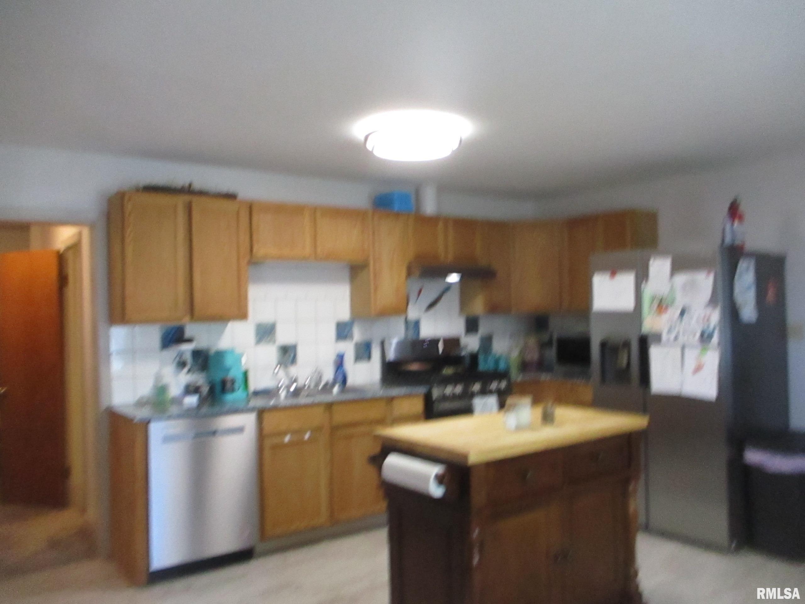 204 W Gelston Street, Valier, Illinois image 13