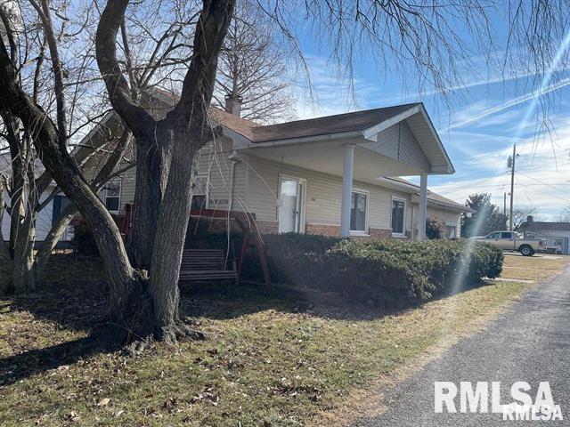 204 W Gelston Street, Valier, Illinois image 4