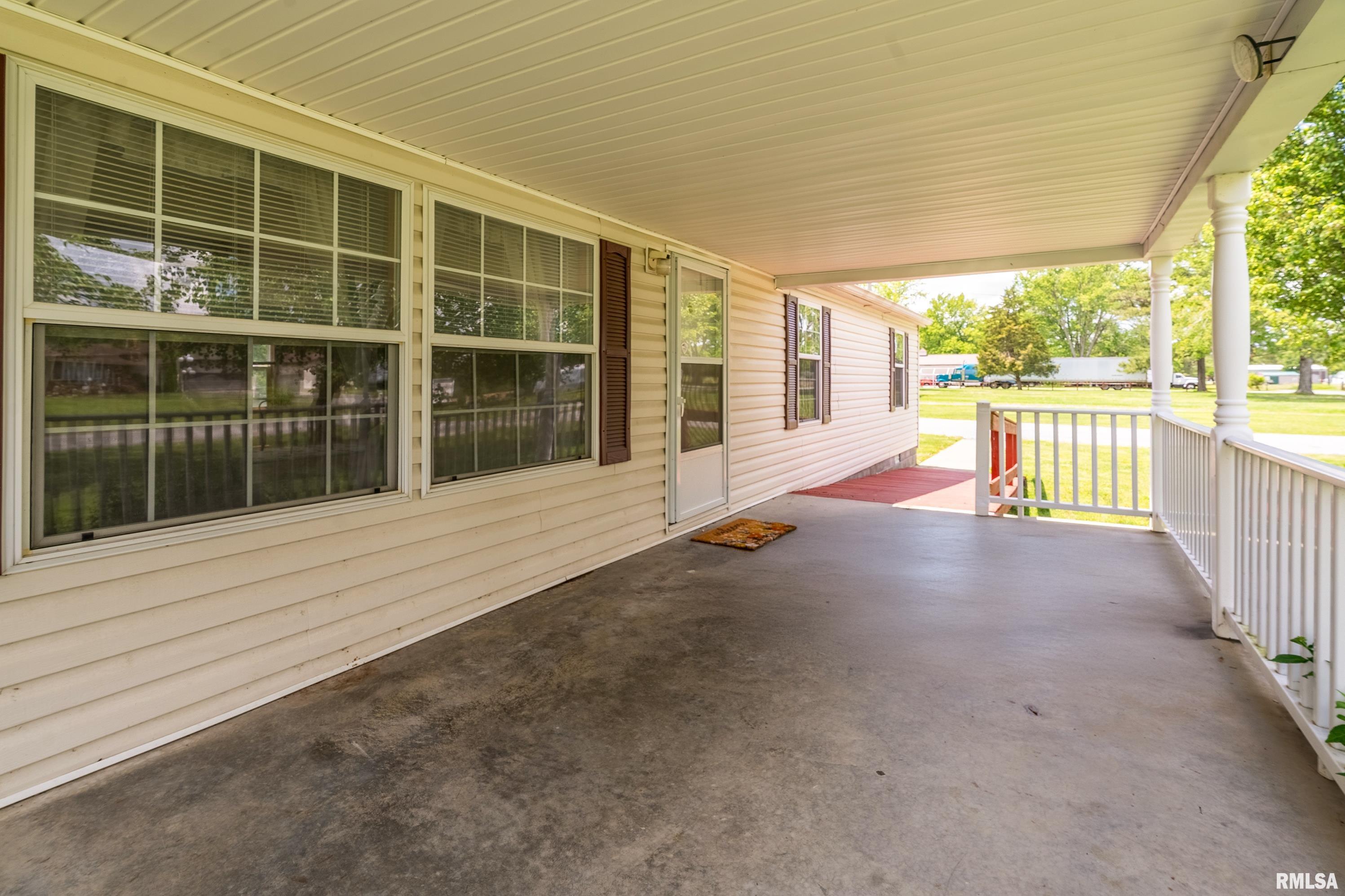 20295 Galatia Post Road, Pittsburg, Illinois image 4
