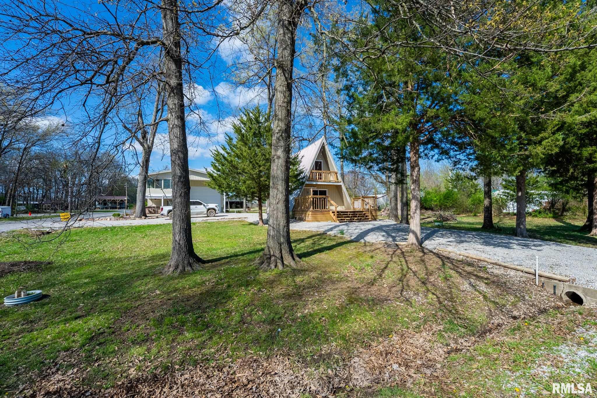 21619 Oriole Lane, Carlyle, Illinois image 4