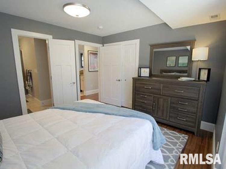 125 SW Jefferson Street, Peoria, Illinois image 12
