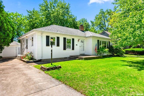Homes For Sale - 4134 N Chelsea Place<br/> Peoria, IL 61614