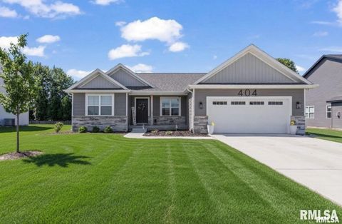 Homes For Sale - 404 Hawks Nest Drive<br/> Chatham, IL 62629