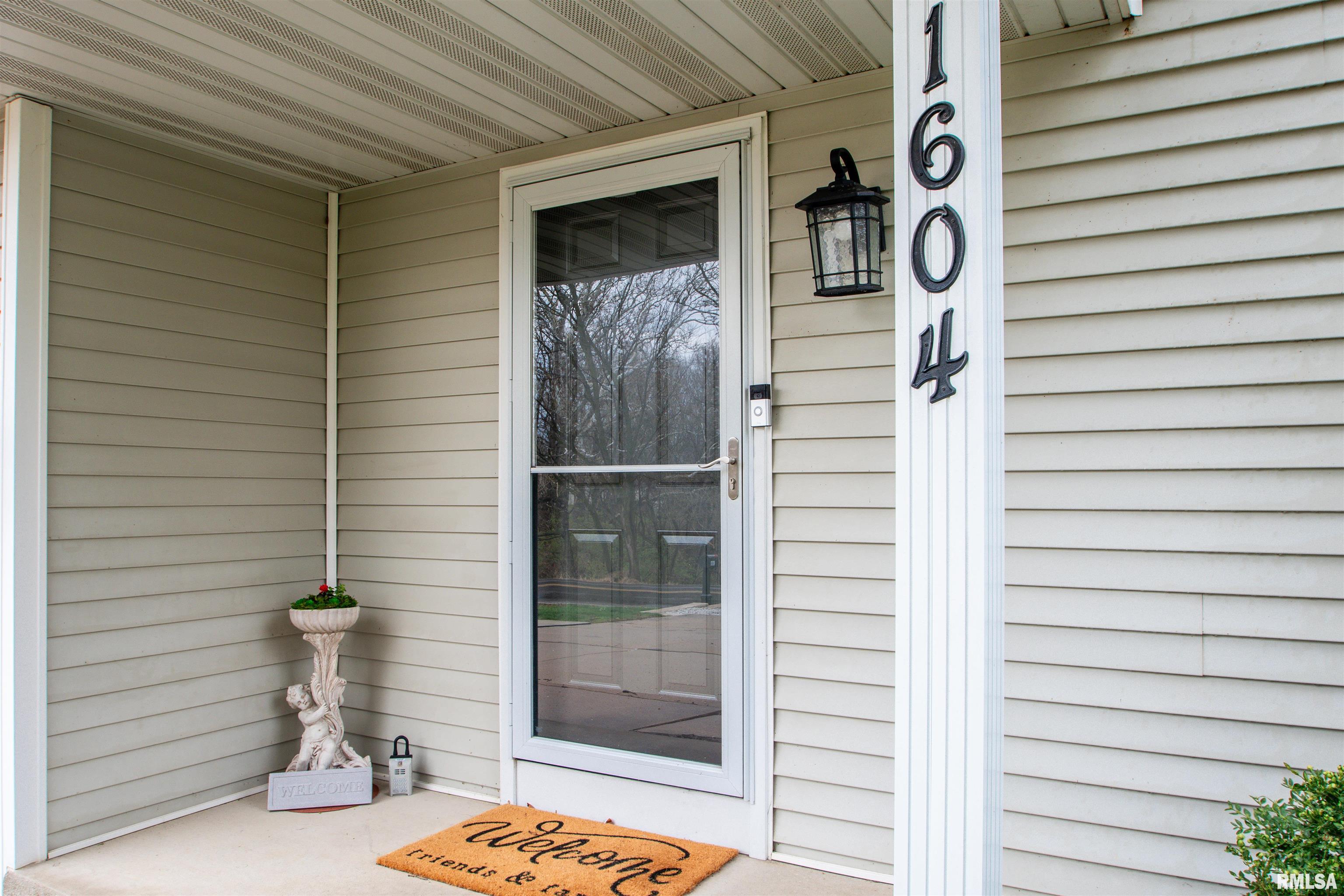 1604 Highview Road, East Peoria, Illinois image 3